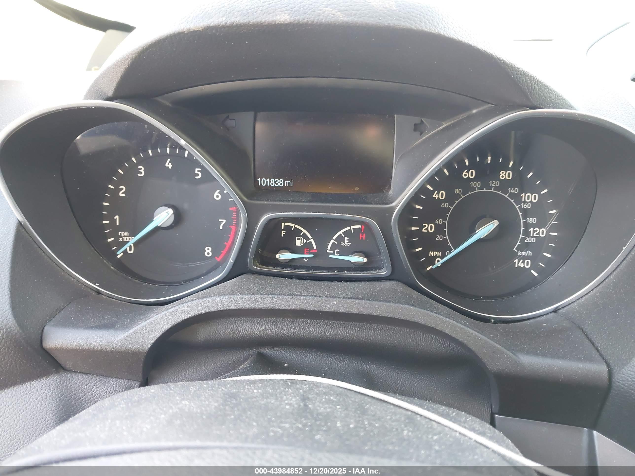 FORD ESCAPE image 7