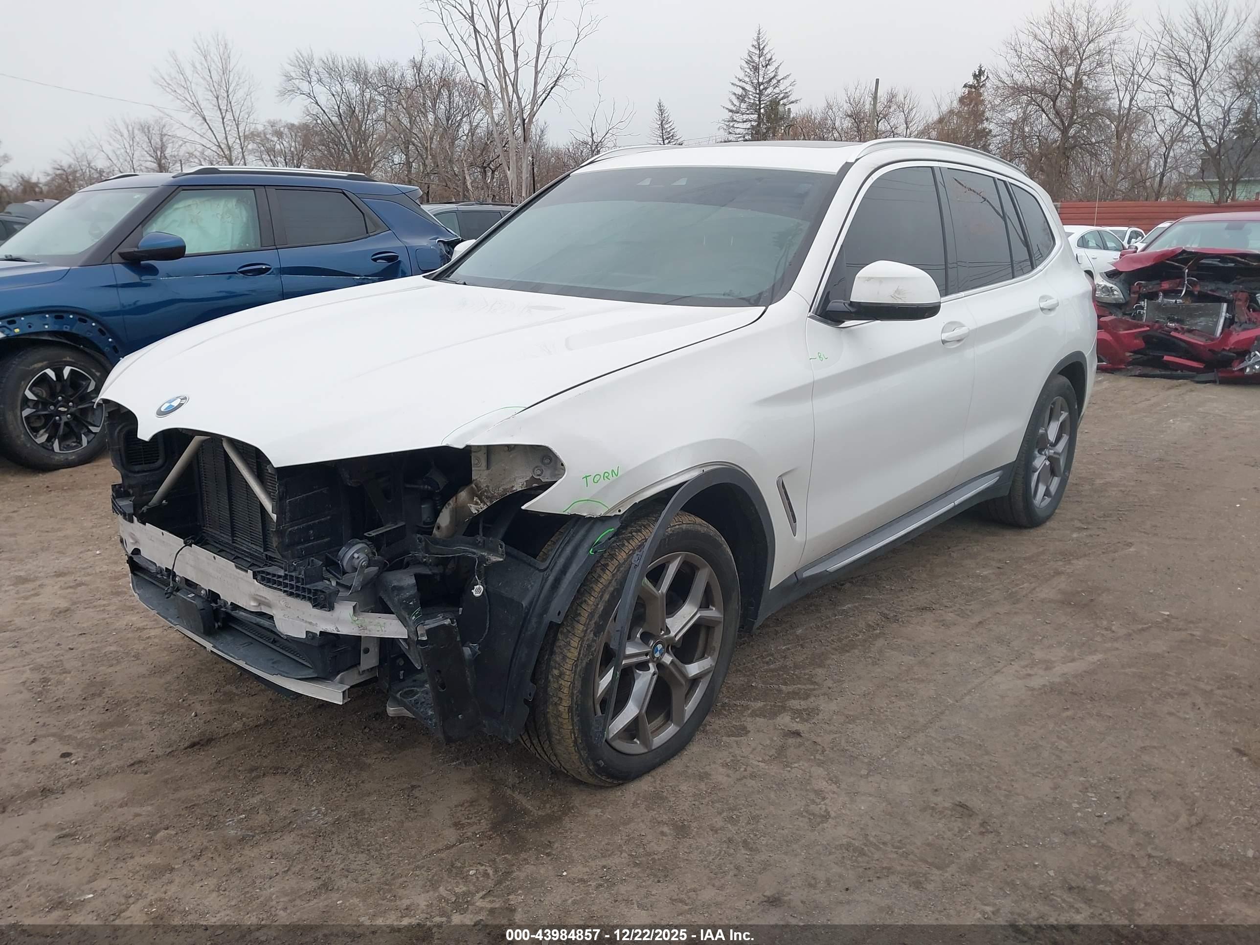 BMW X3 image 2