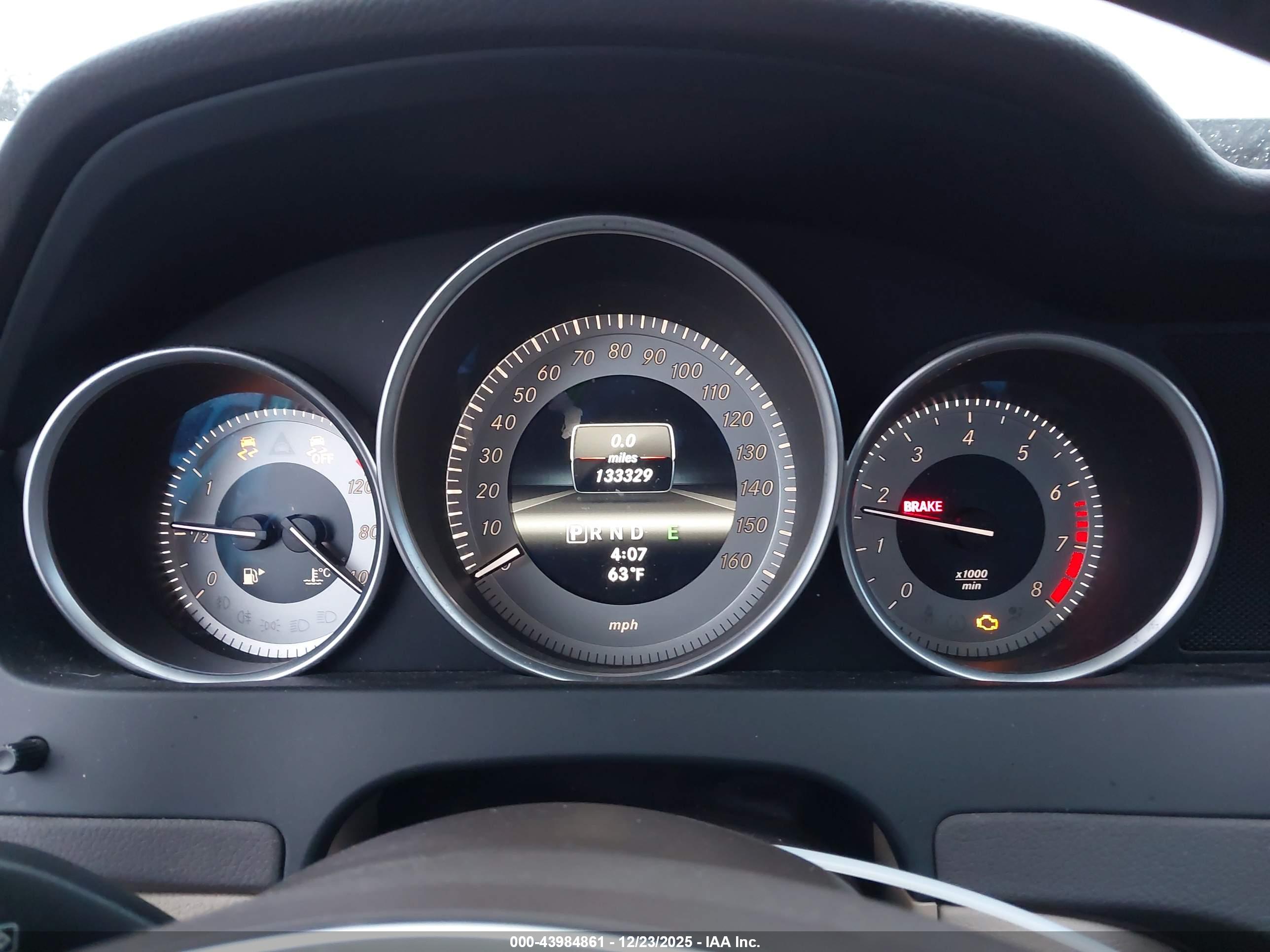 MERCEDES-BENZ C image 7