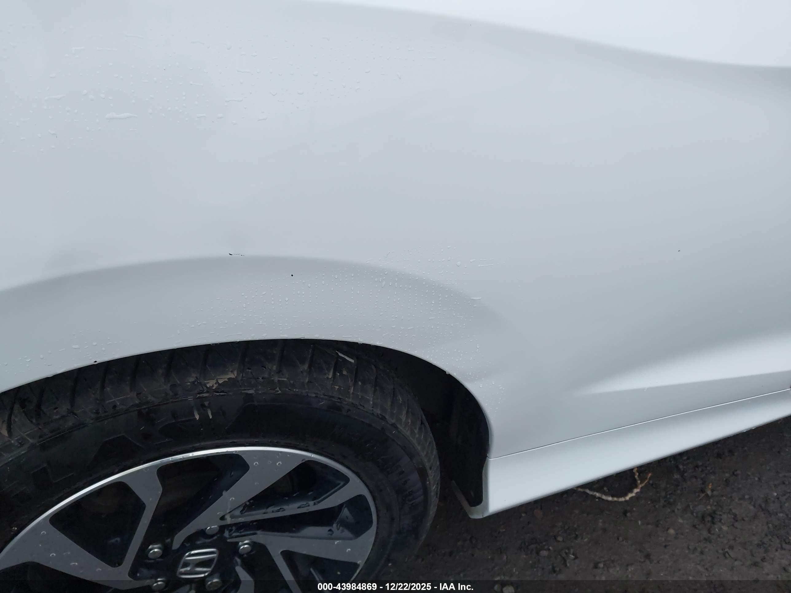 HONDA CIVIC image 6