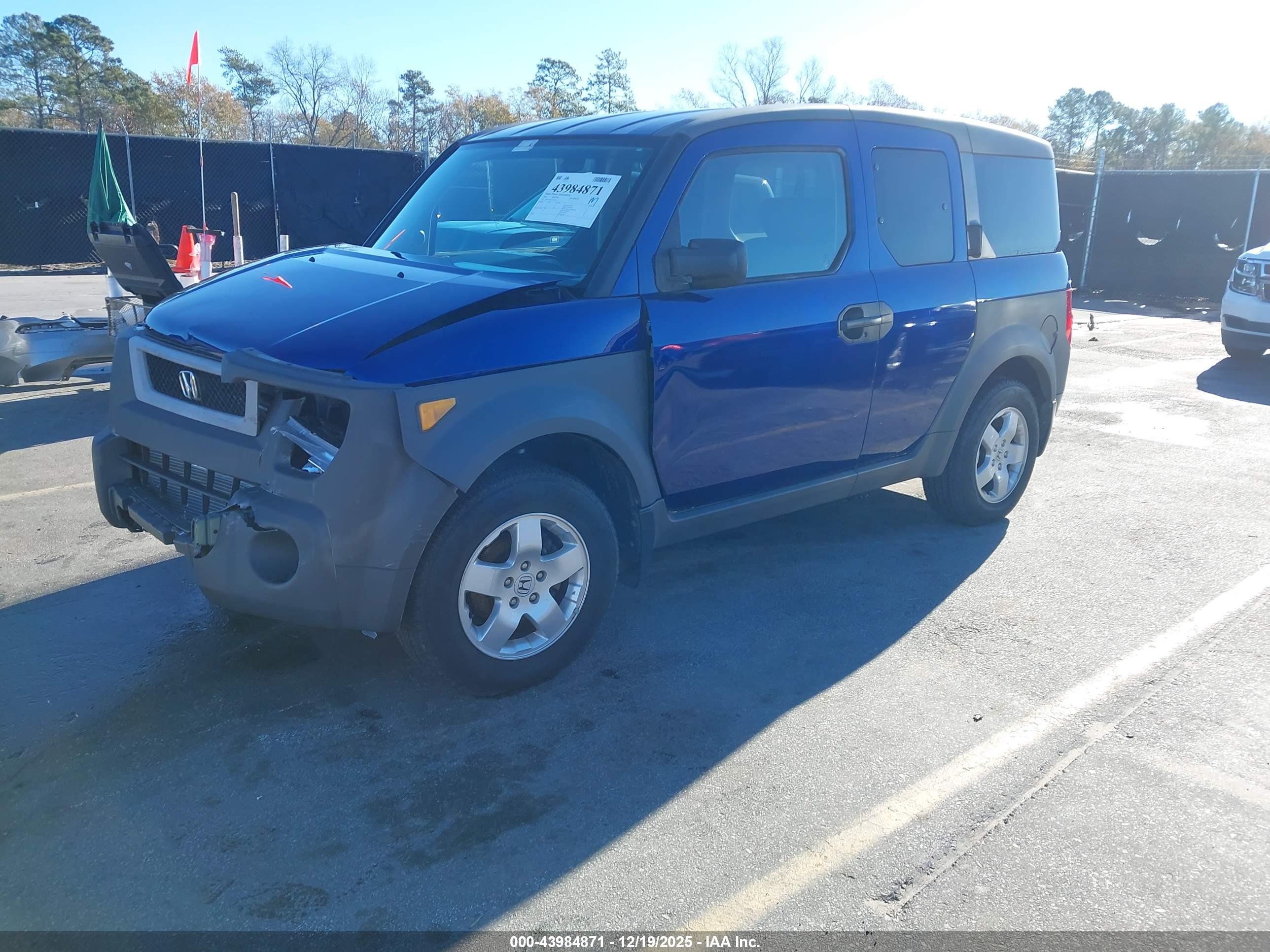 HONDA ELEMENT image 2