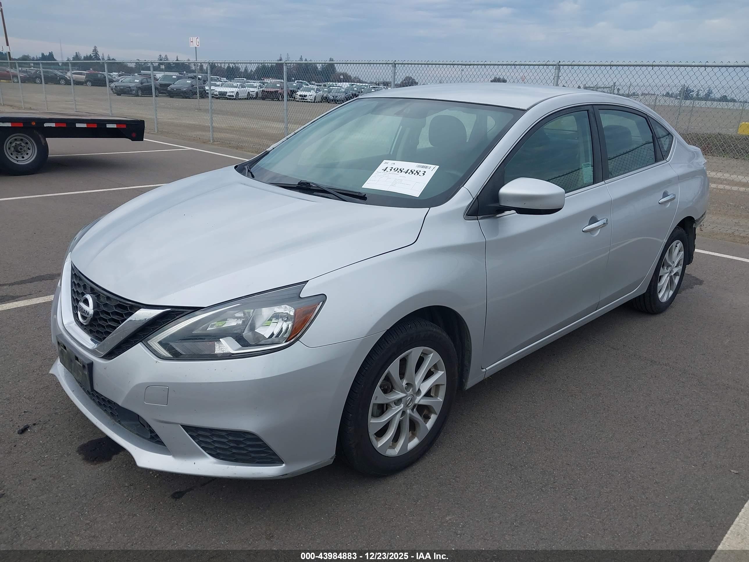 NISSAN SENTRA image 2