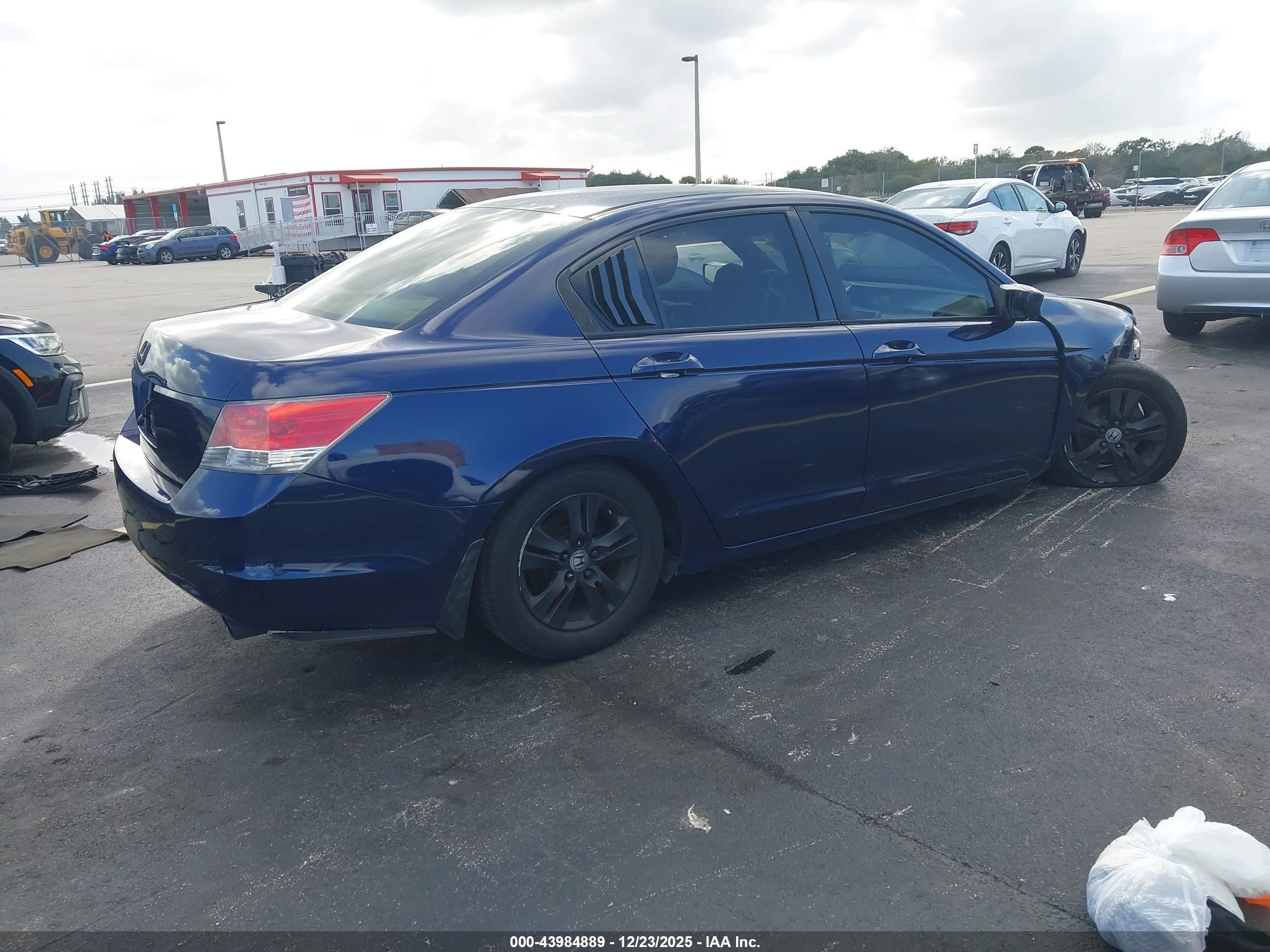 HONDA ACCORD image 4