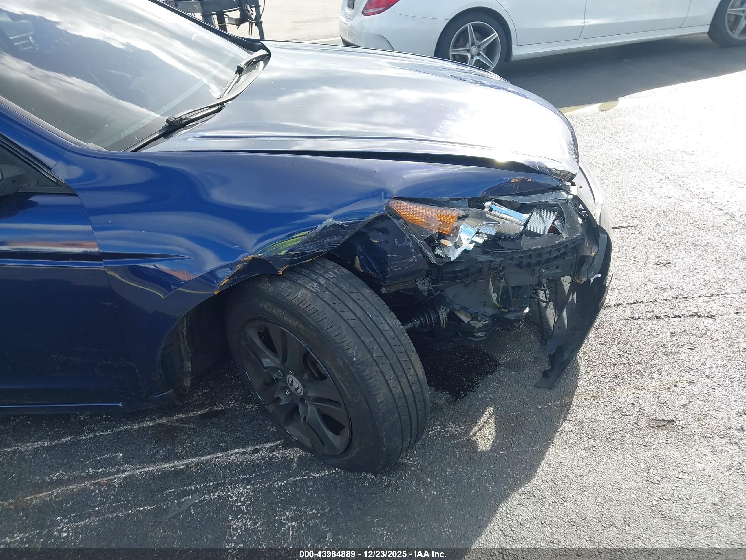 HONDA ACCORD image 6