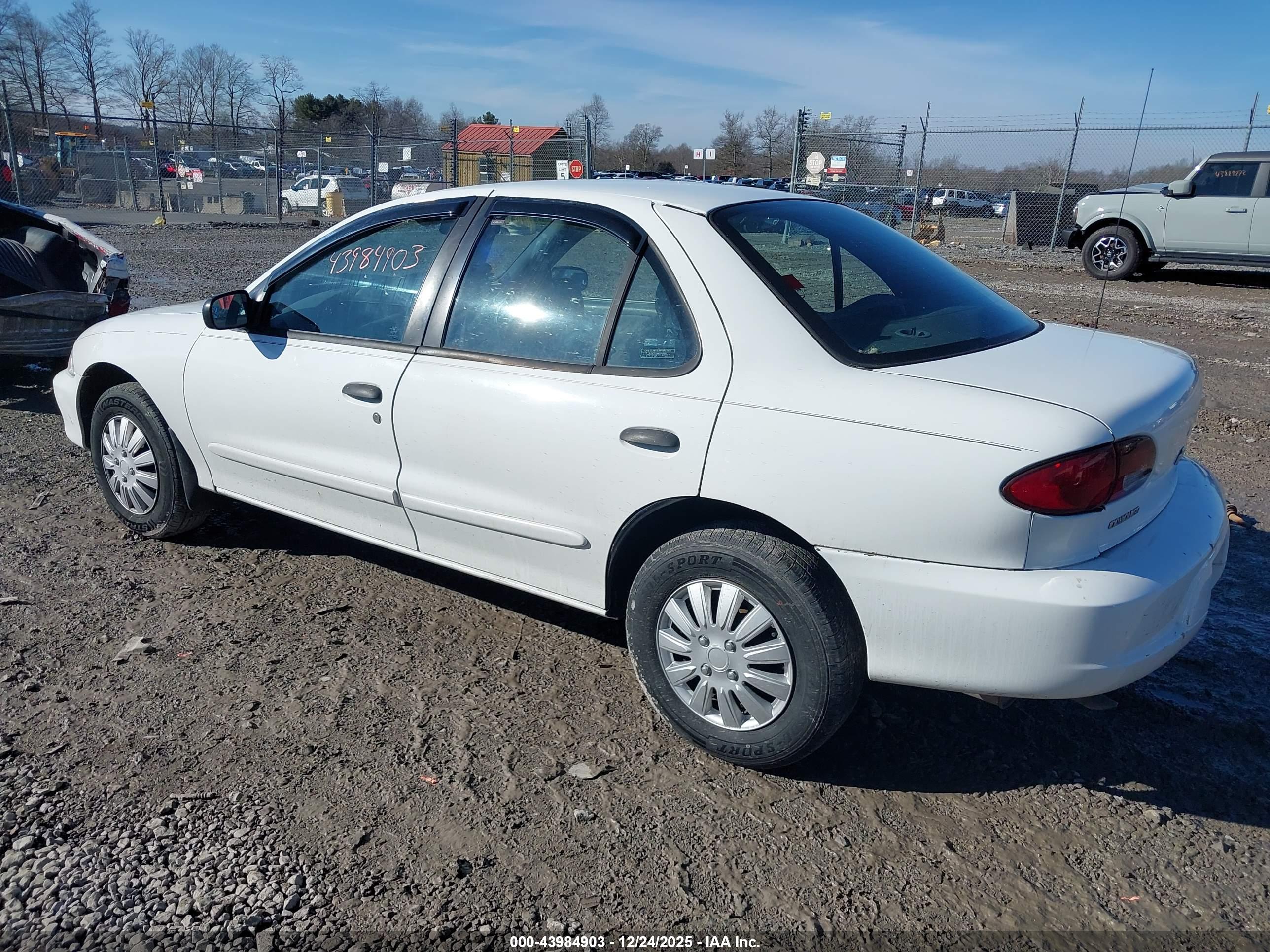 CHEVROLET CAVALIER image 3