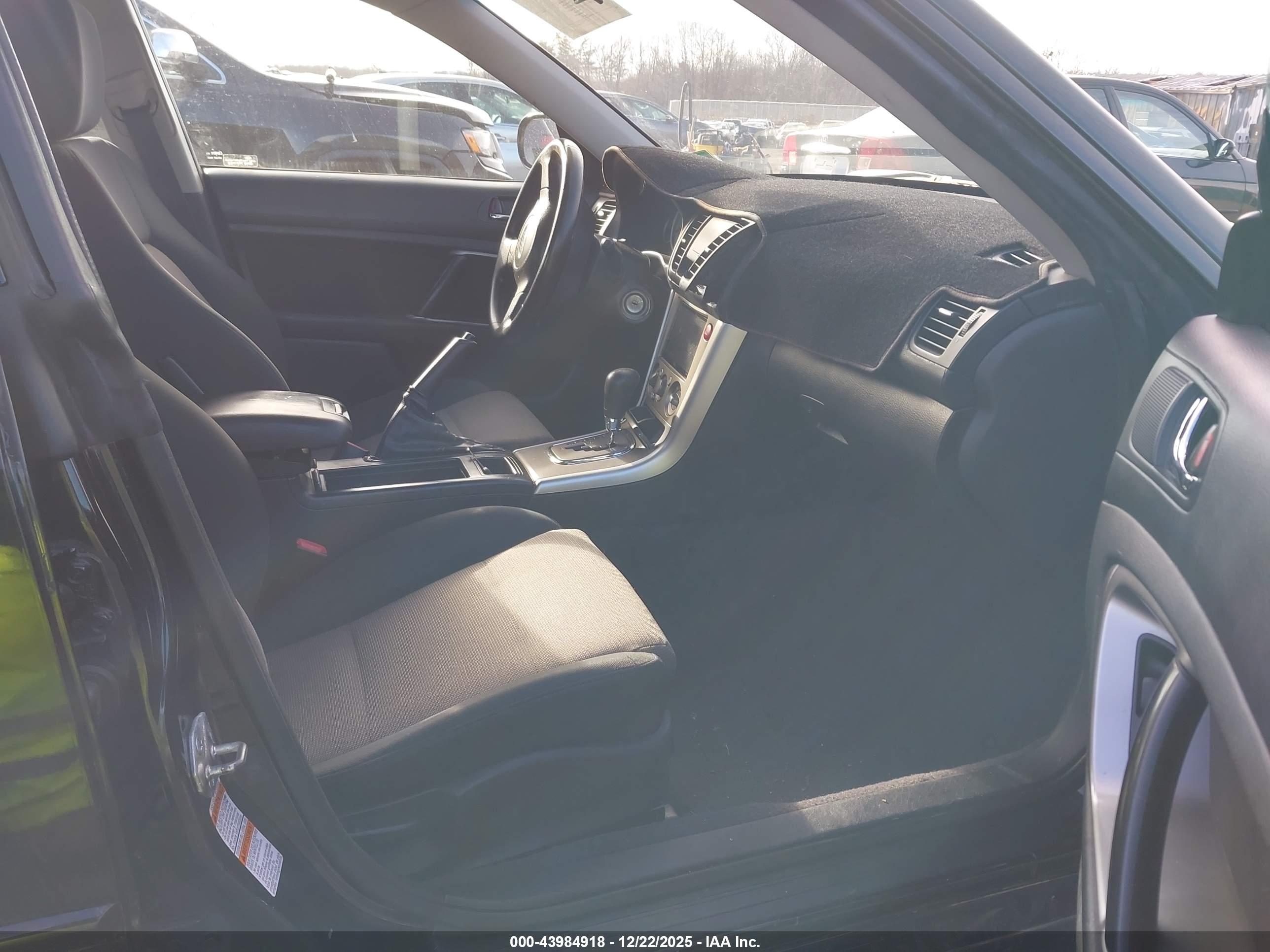 SUBARU LEGACY image 5