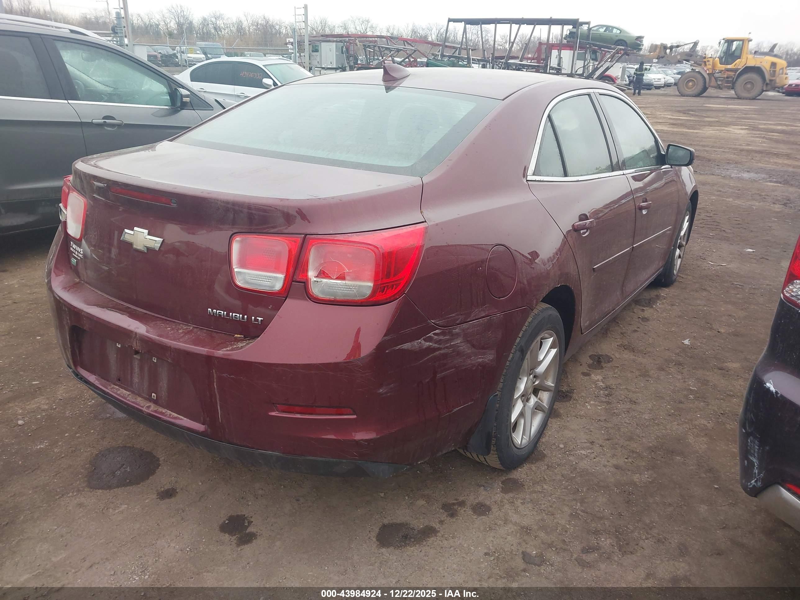 CHEVROLET MALIBU image 4