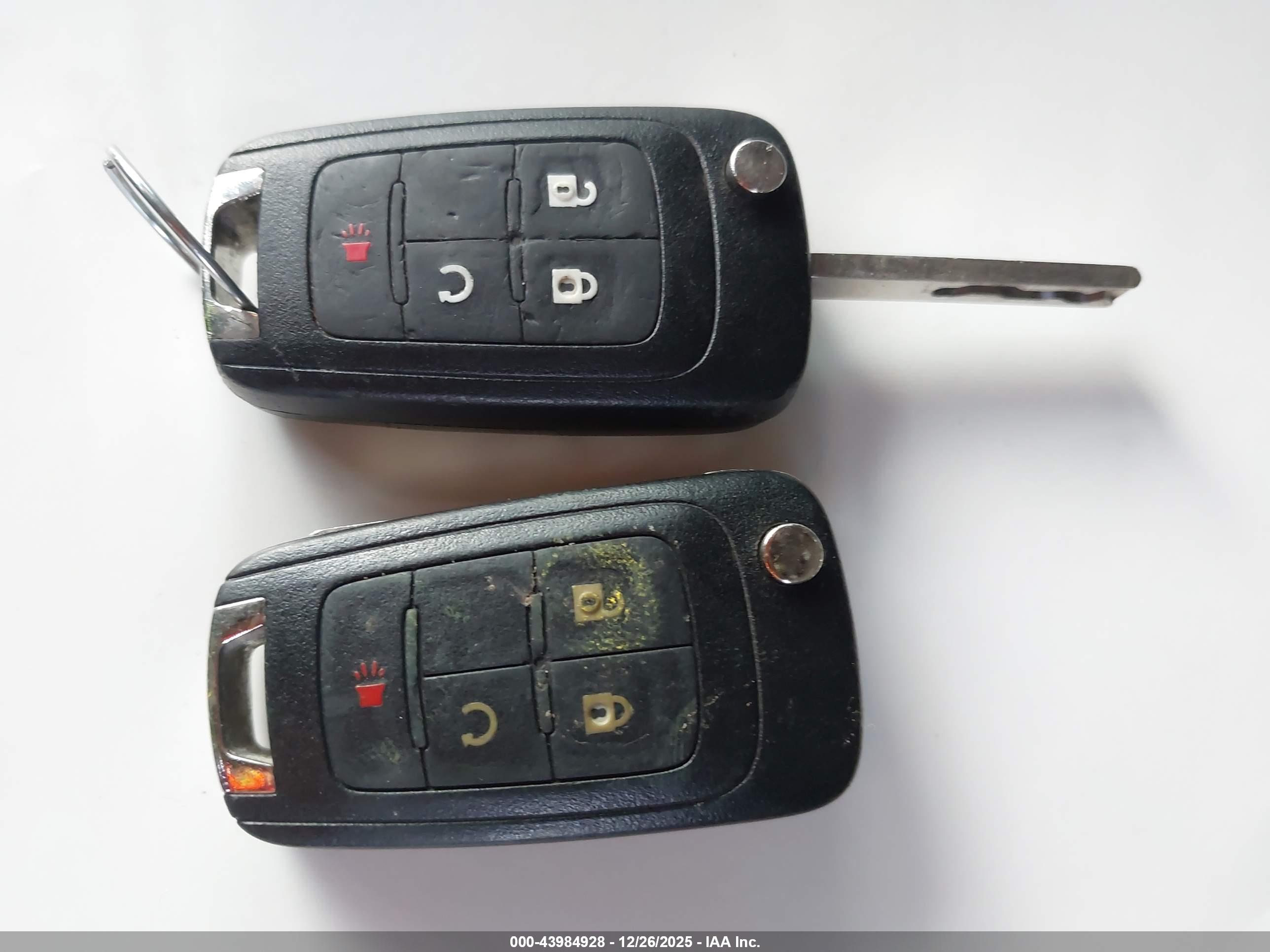 CHEVROLET EQUINOX image 11