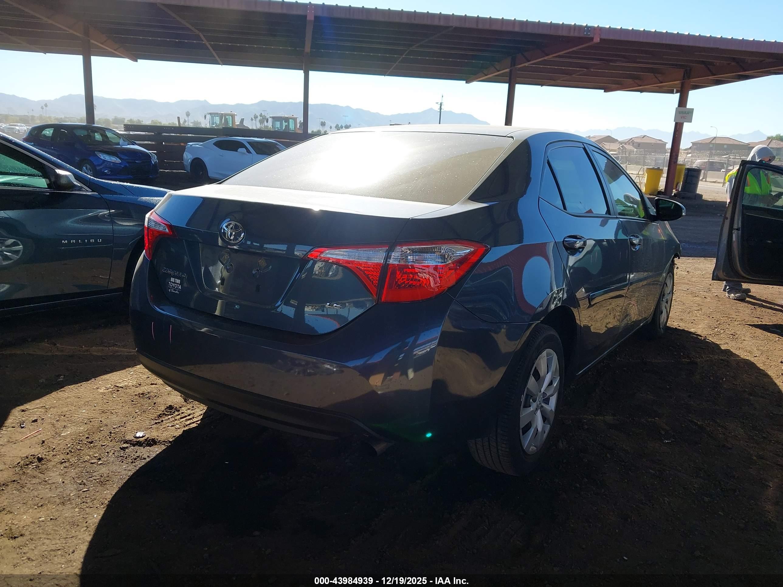 TOYOTA COROLLA image 4