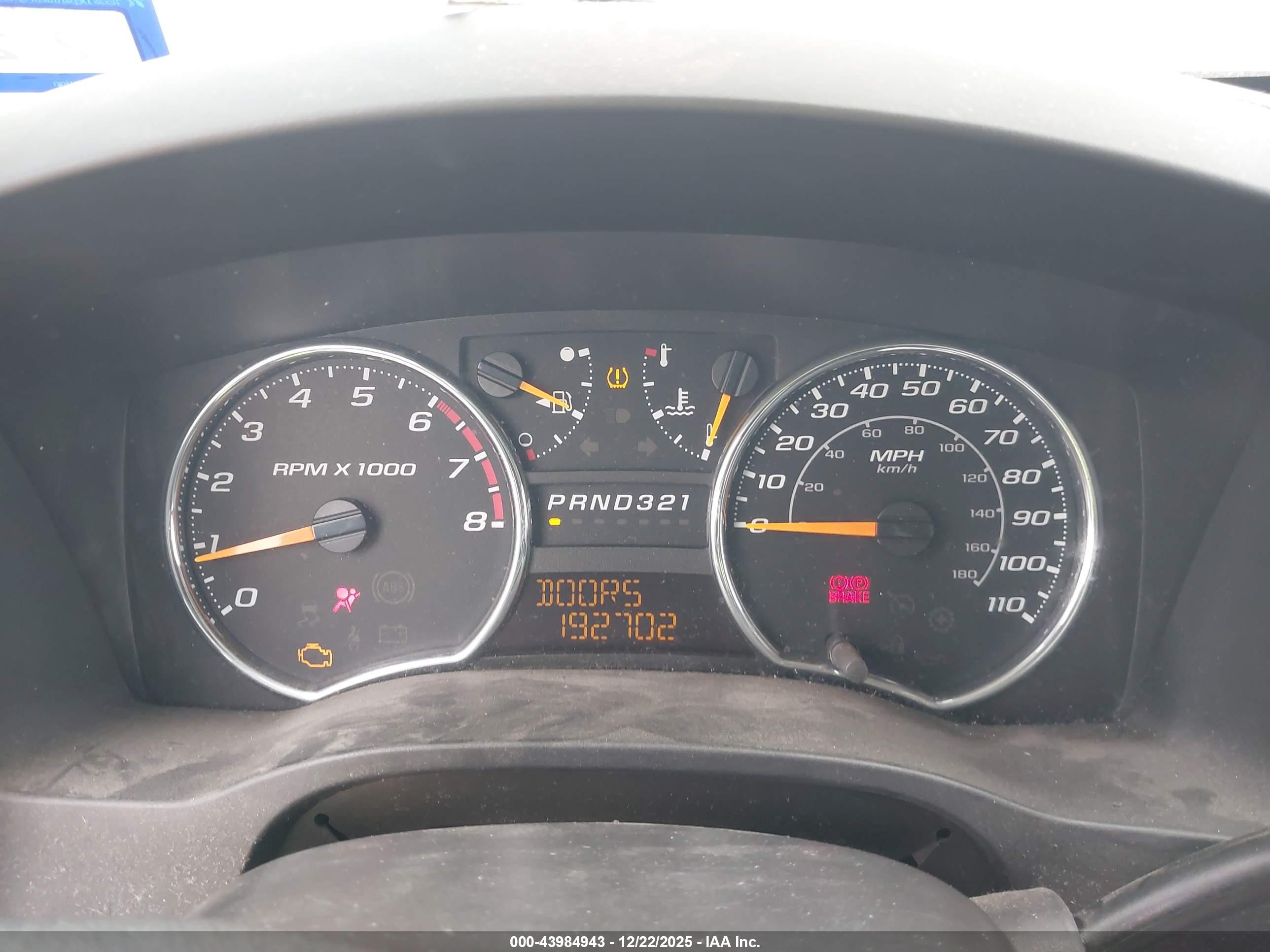CHEVROLET COLORADO image 7