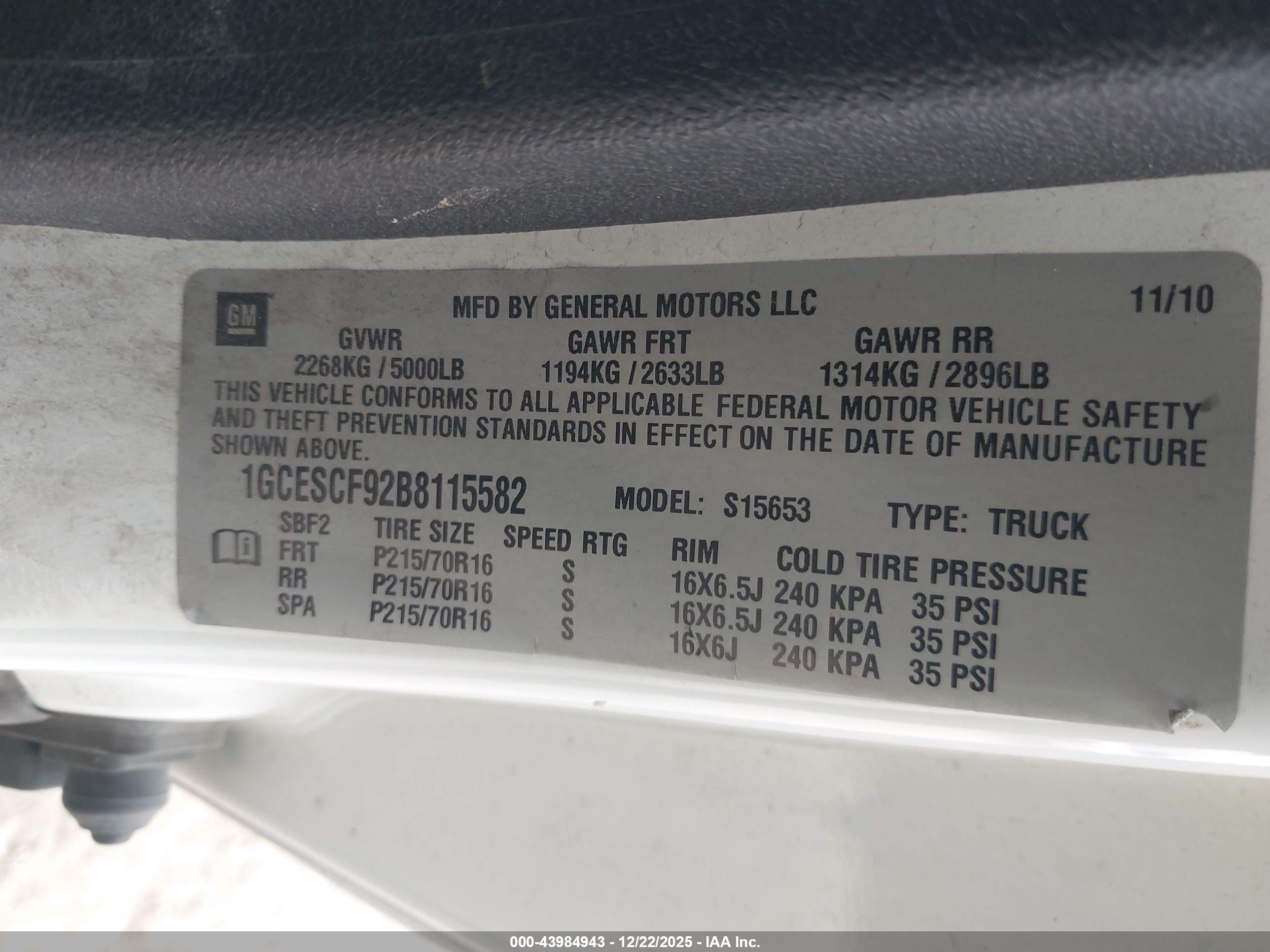 CHEVROLET COLORADO image 9