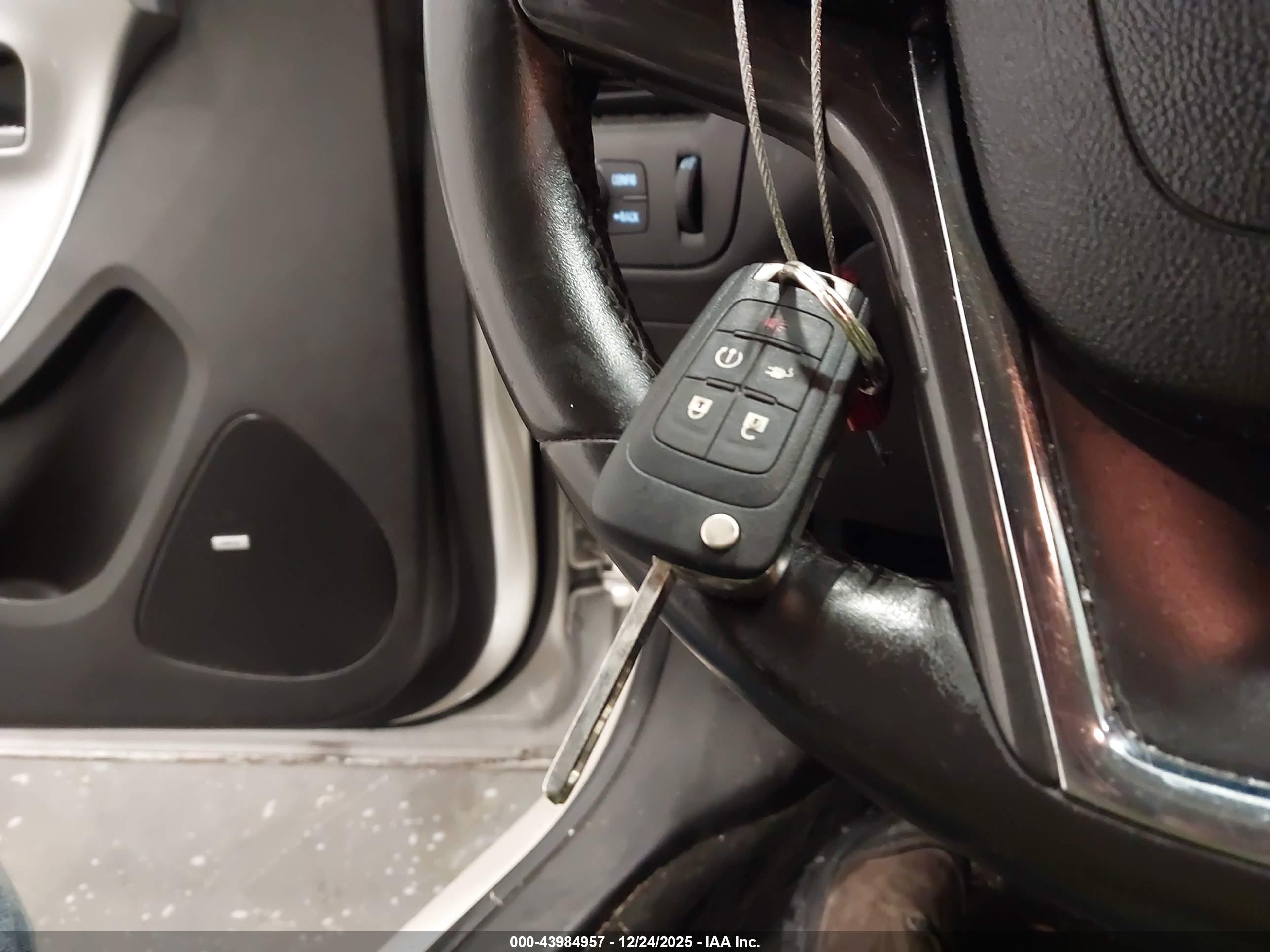 CHEVROLET VOLT image 11