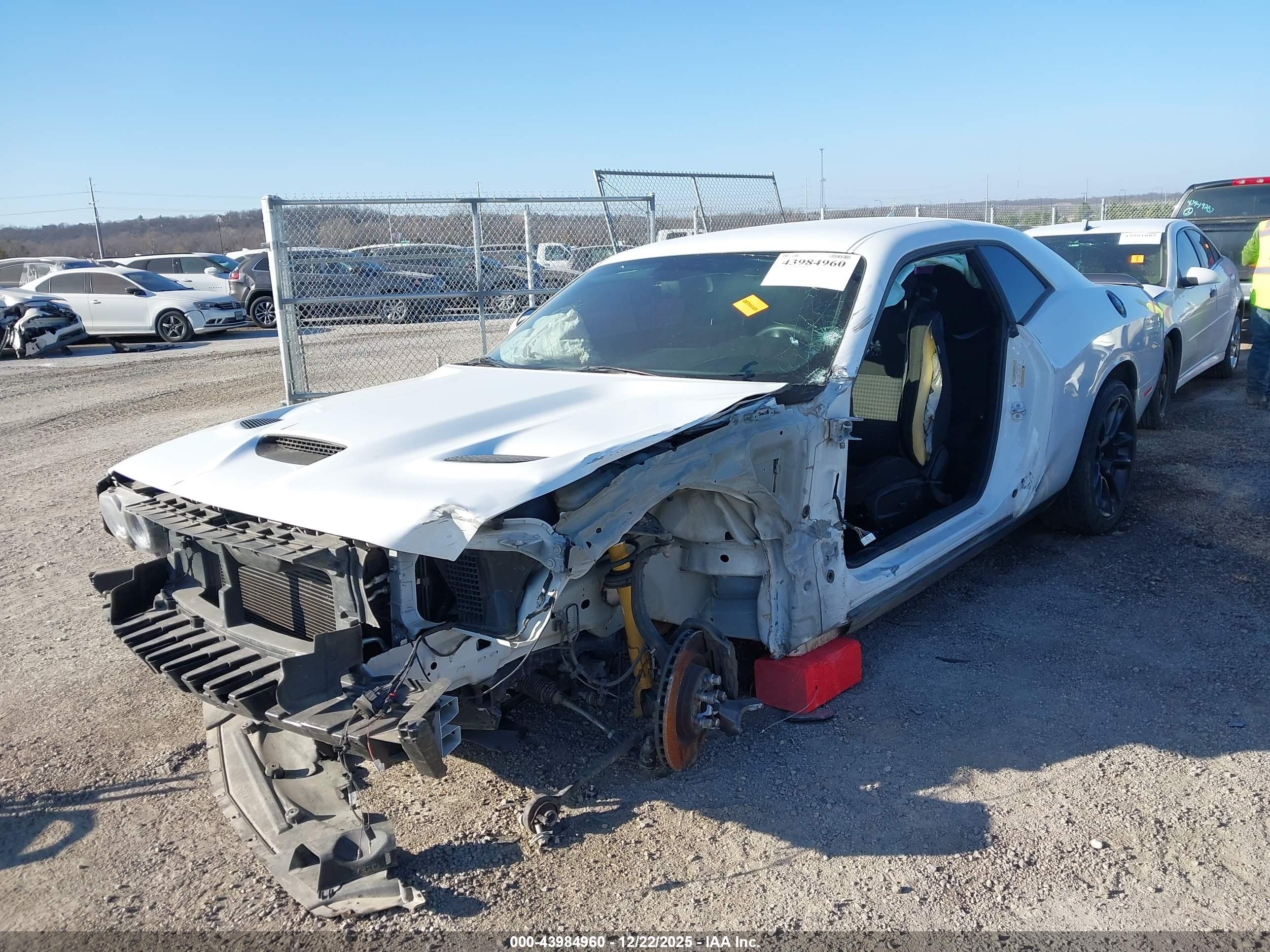 DODGE CHALLENGER image 6