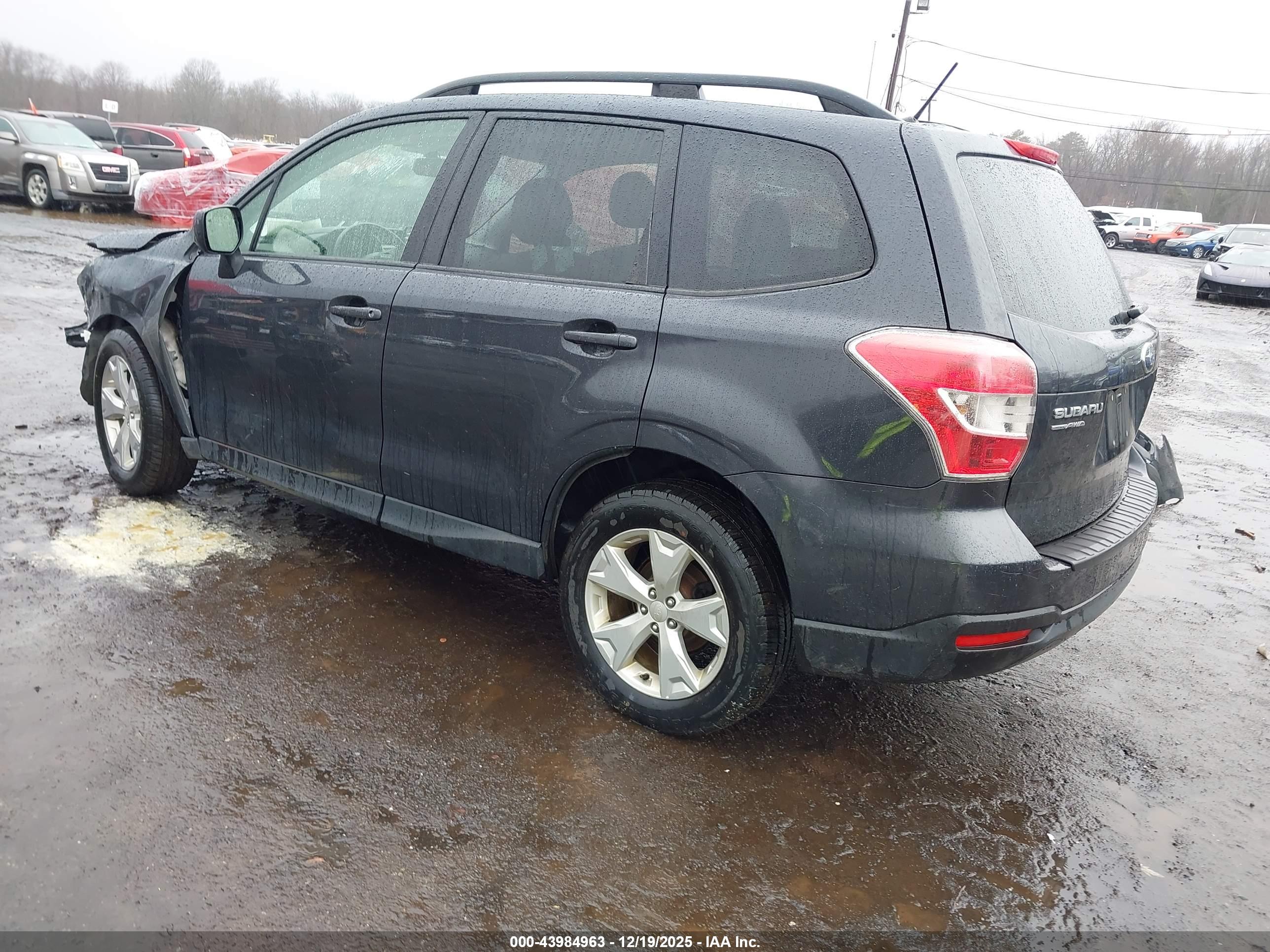 SUBARU FORESTER image 3