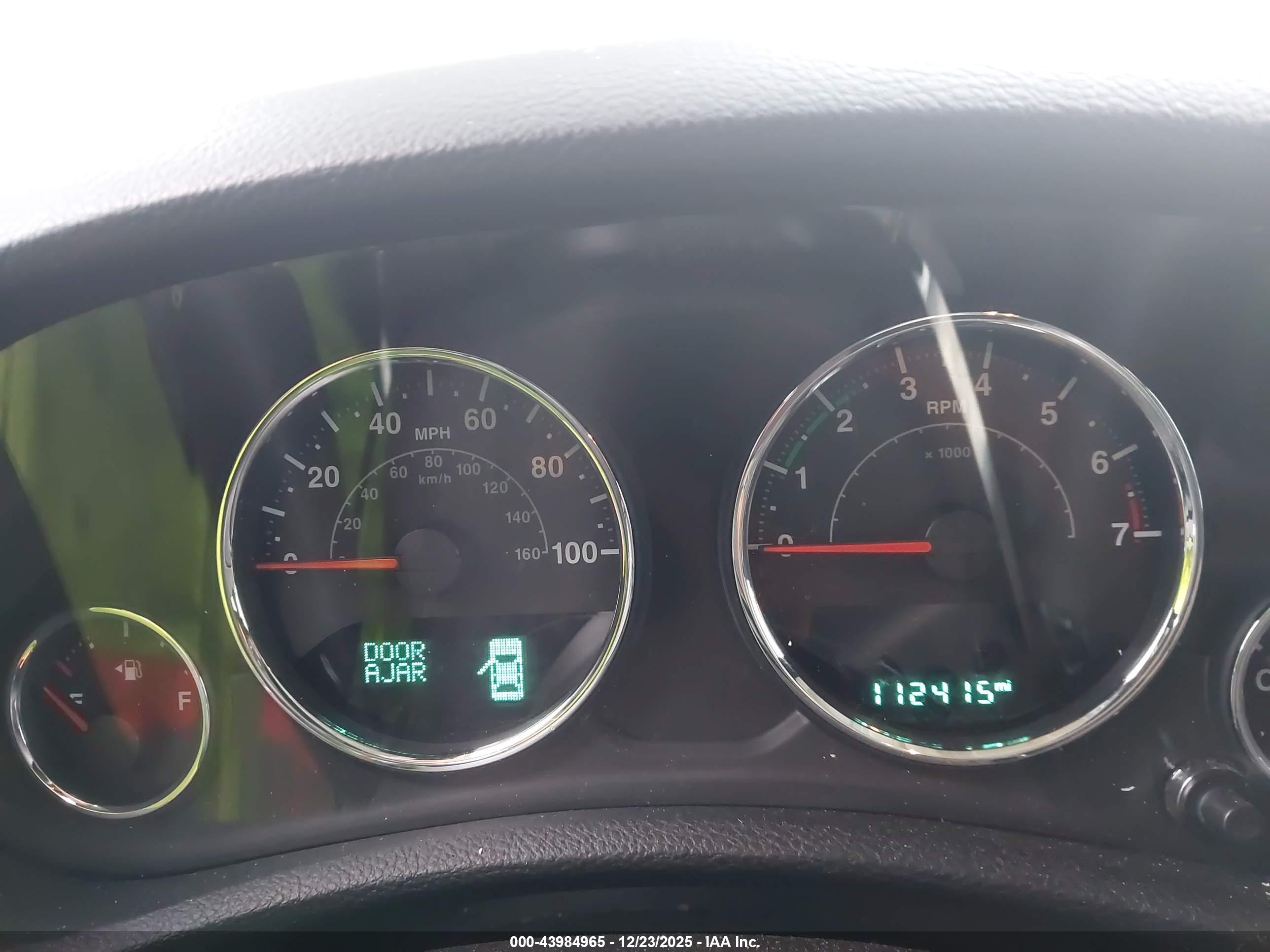 JEEP WRANGLER image 7