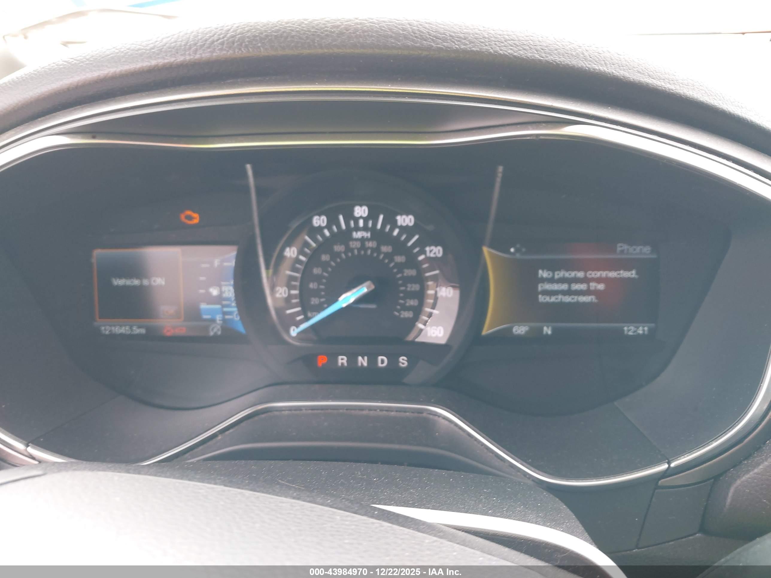 FORD FUSION image 7
