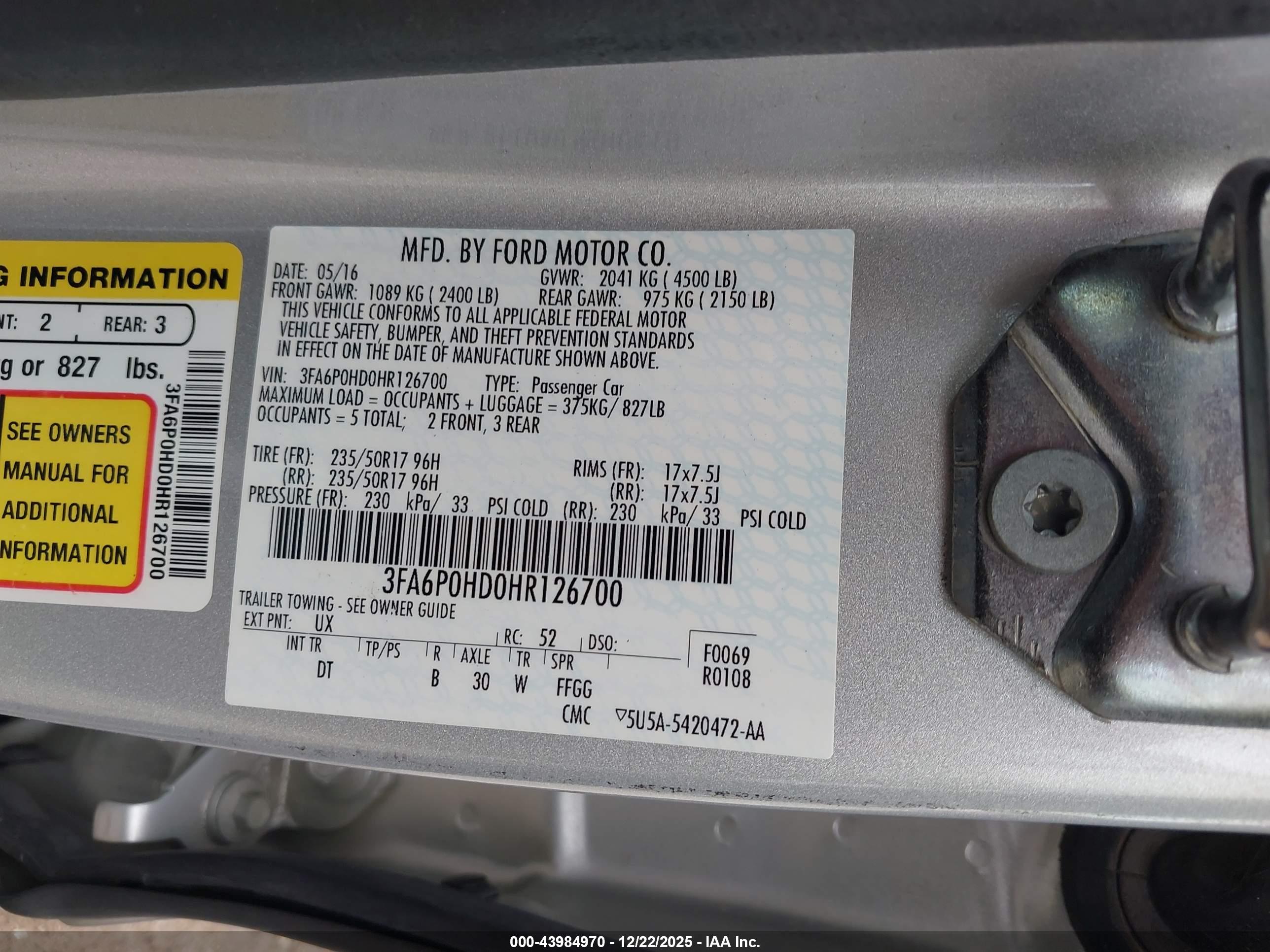 FORD FUSION image 9
