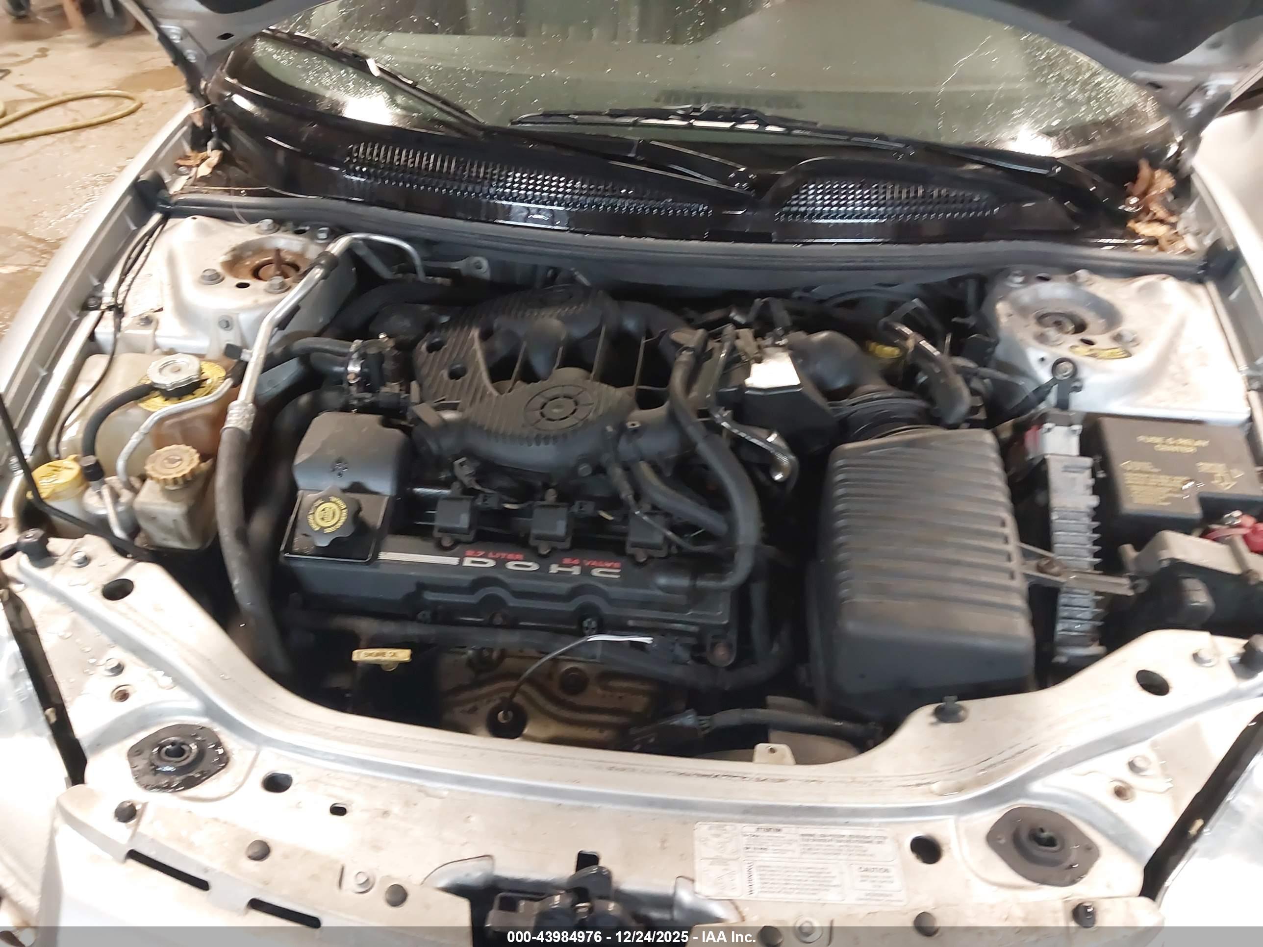 CHRYSLER SEBRING image 10