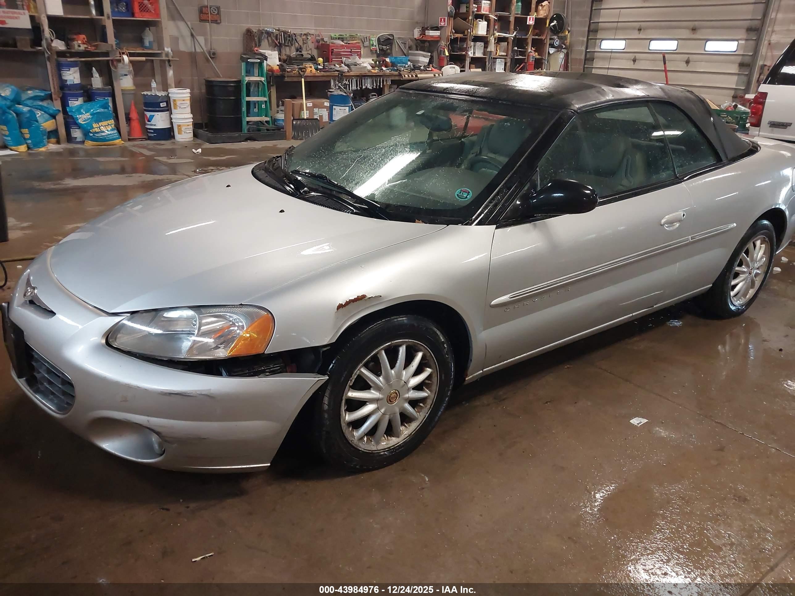 CHRYSLER SEBRING image 2