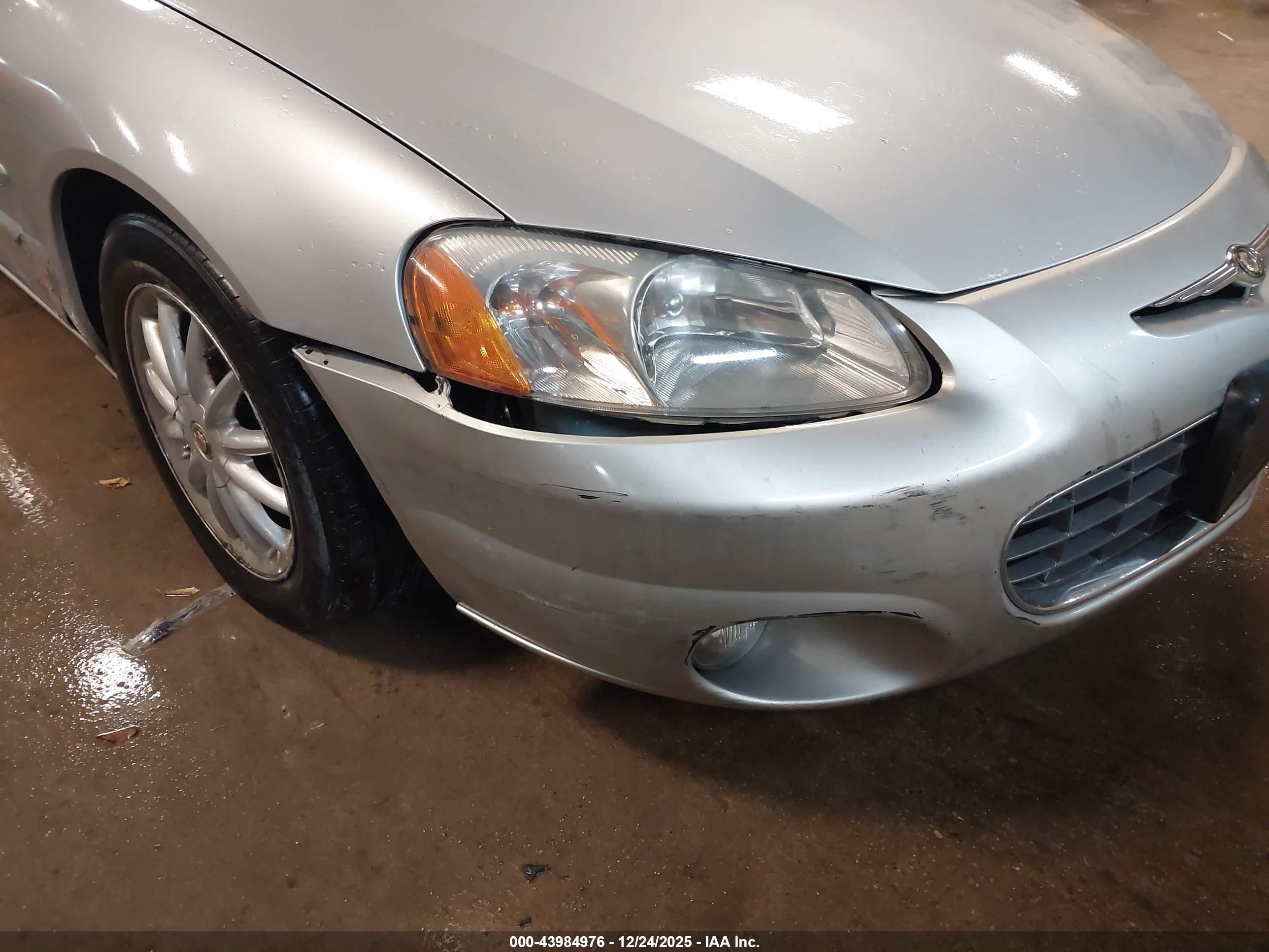 CHRYSLER SEBRING image 6