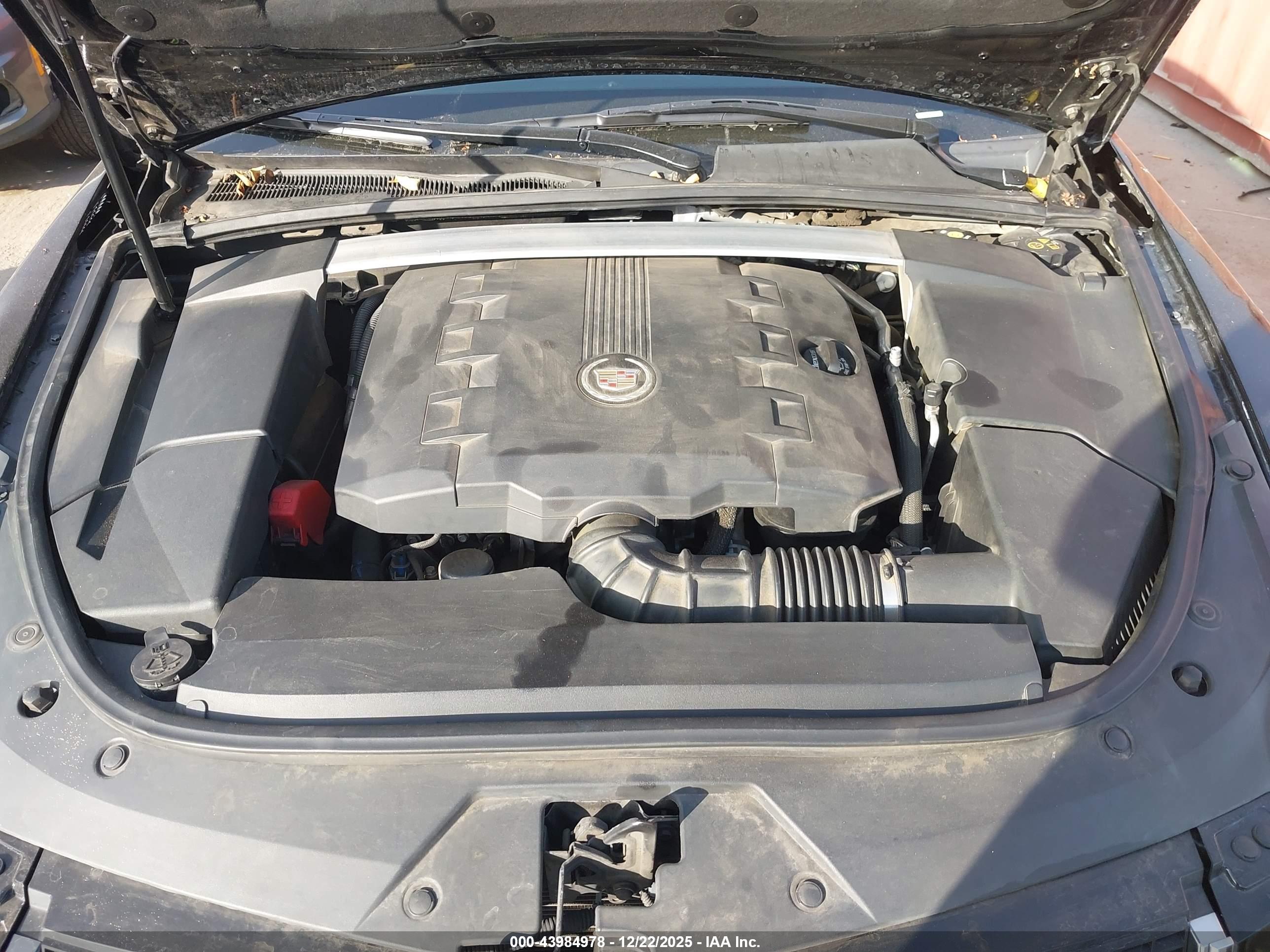 CADILLAC CTS image 10