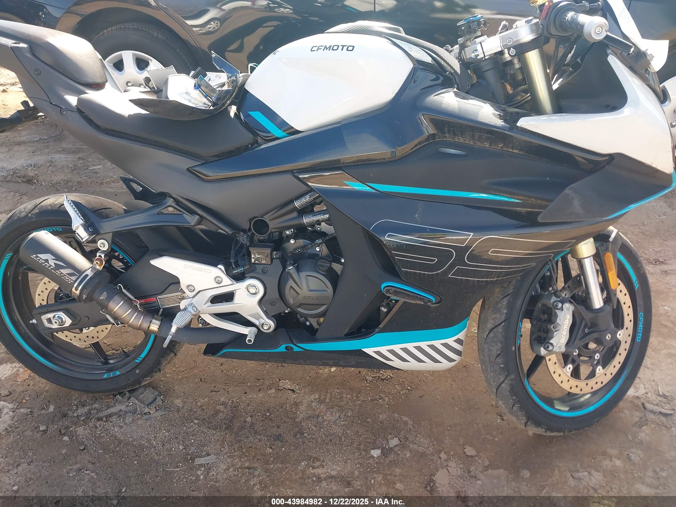 CF MOTO image 8