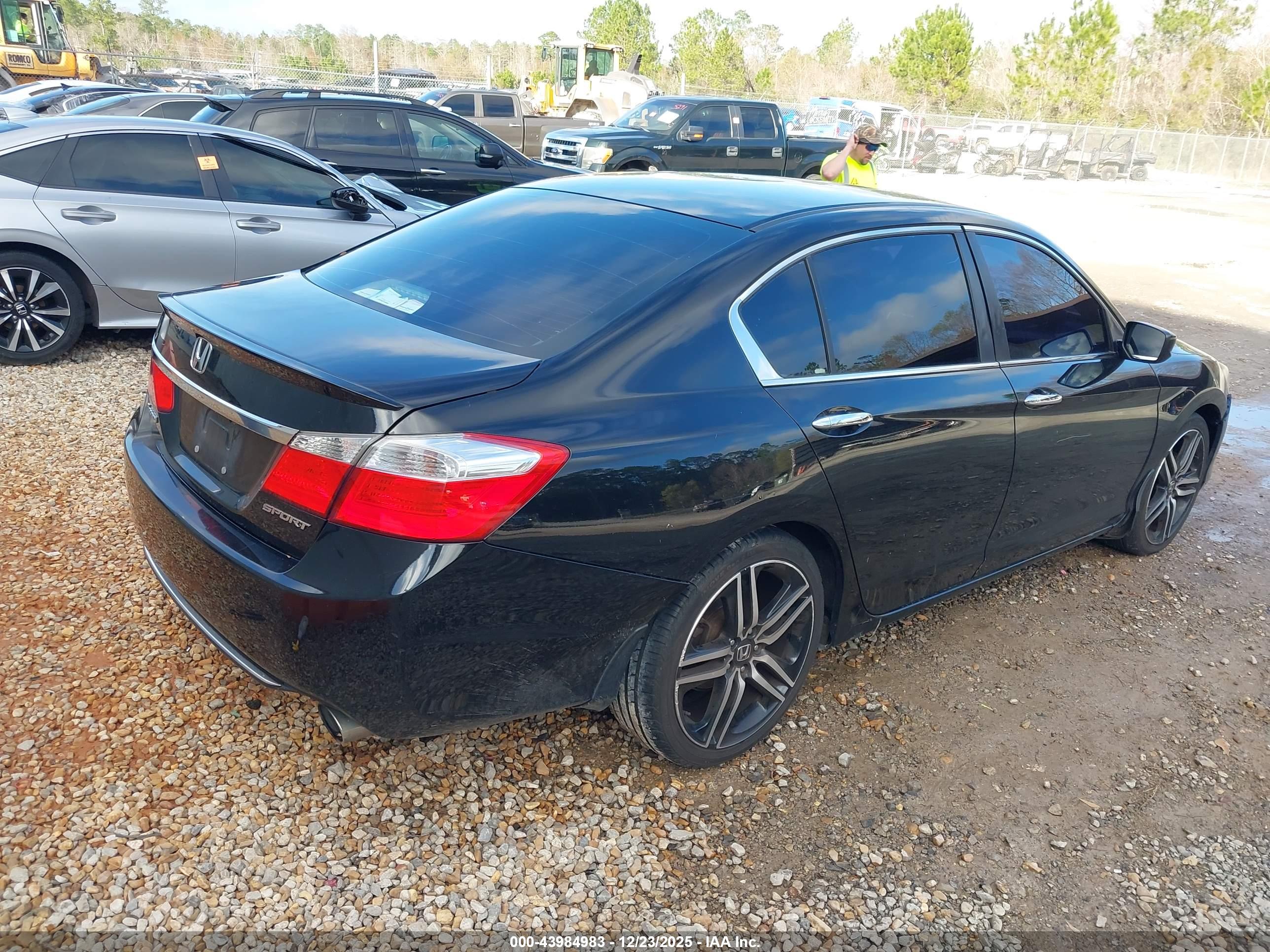 HONDA ACCORD image 4