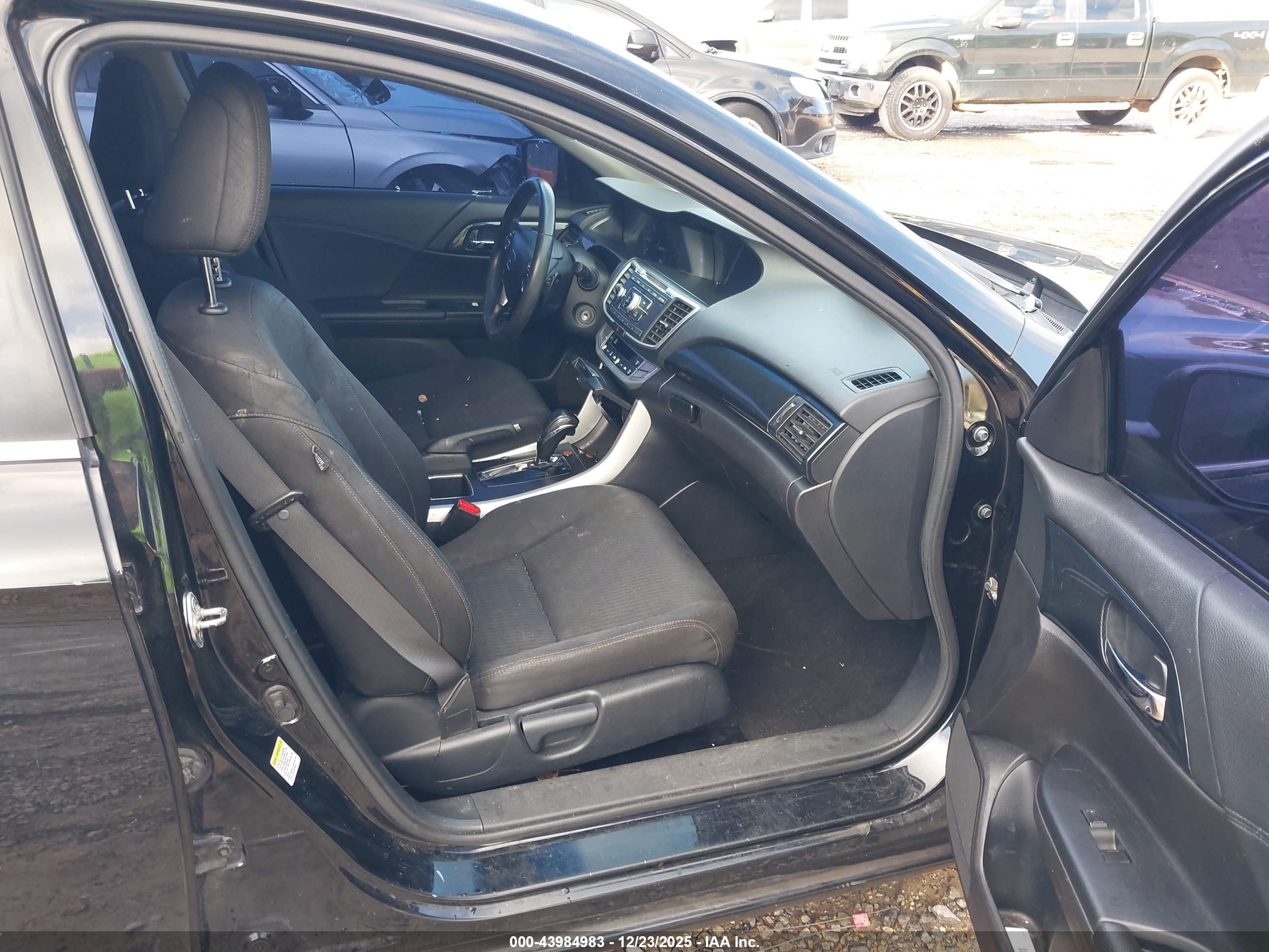 HONDA ACCORD image 5