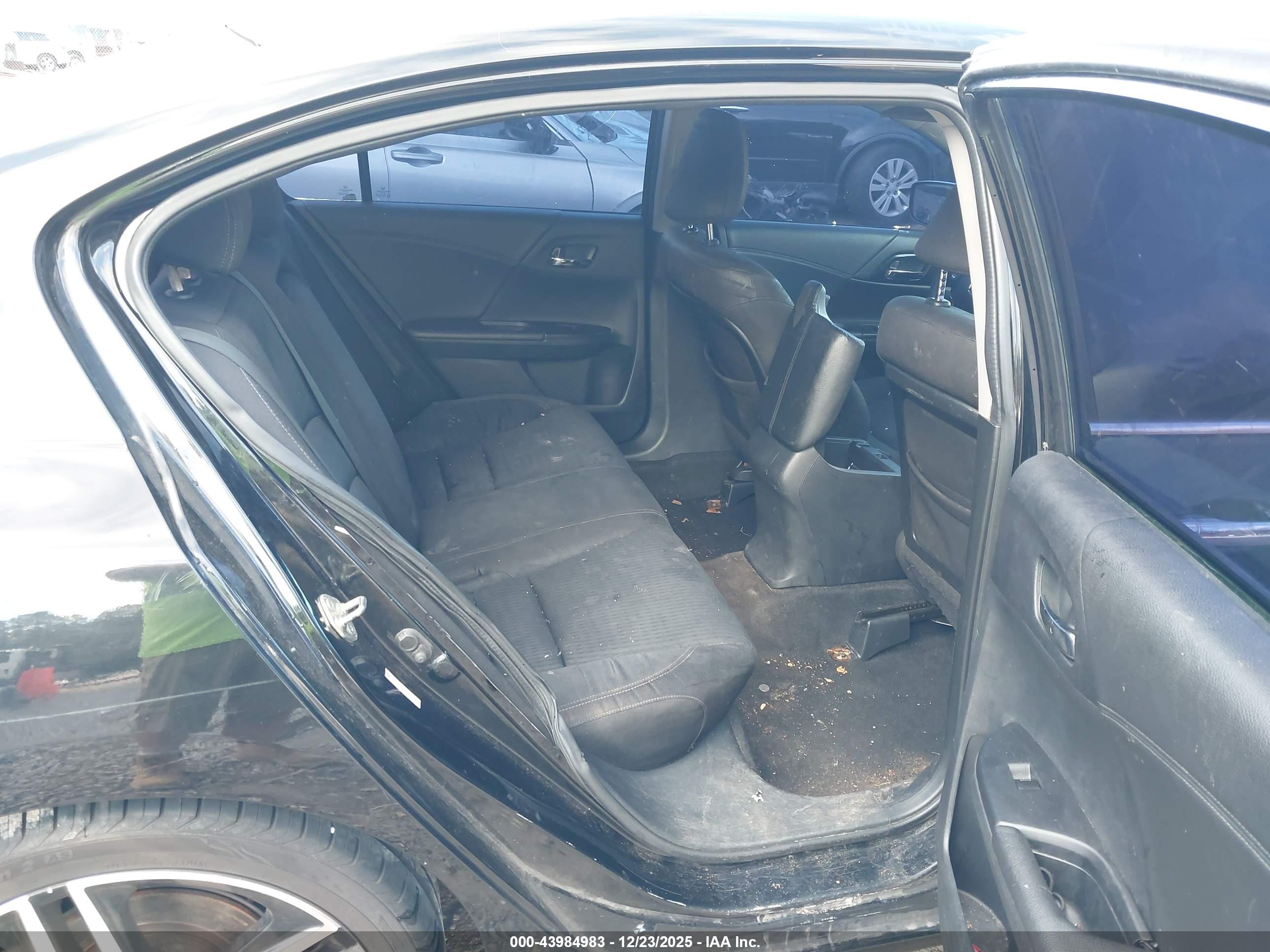 HONDA ACCORD image 8