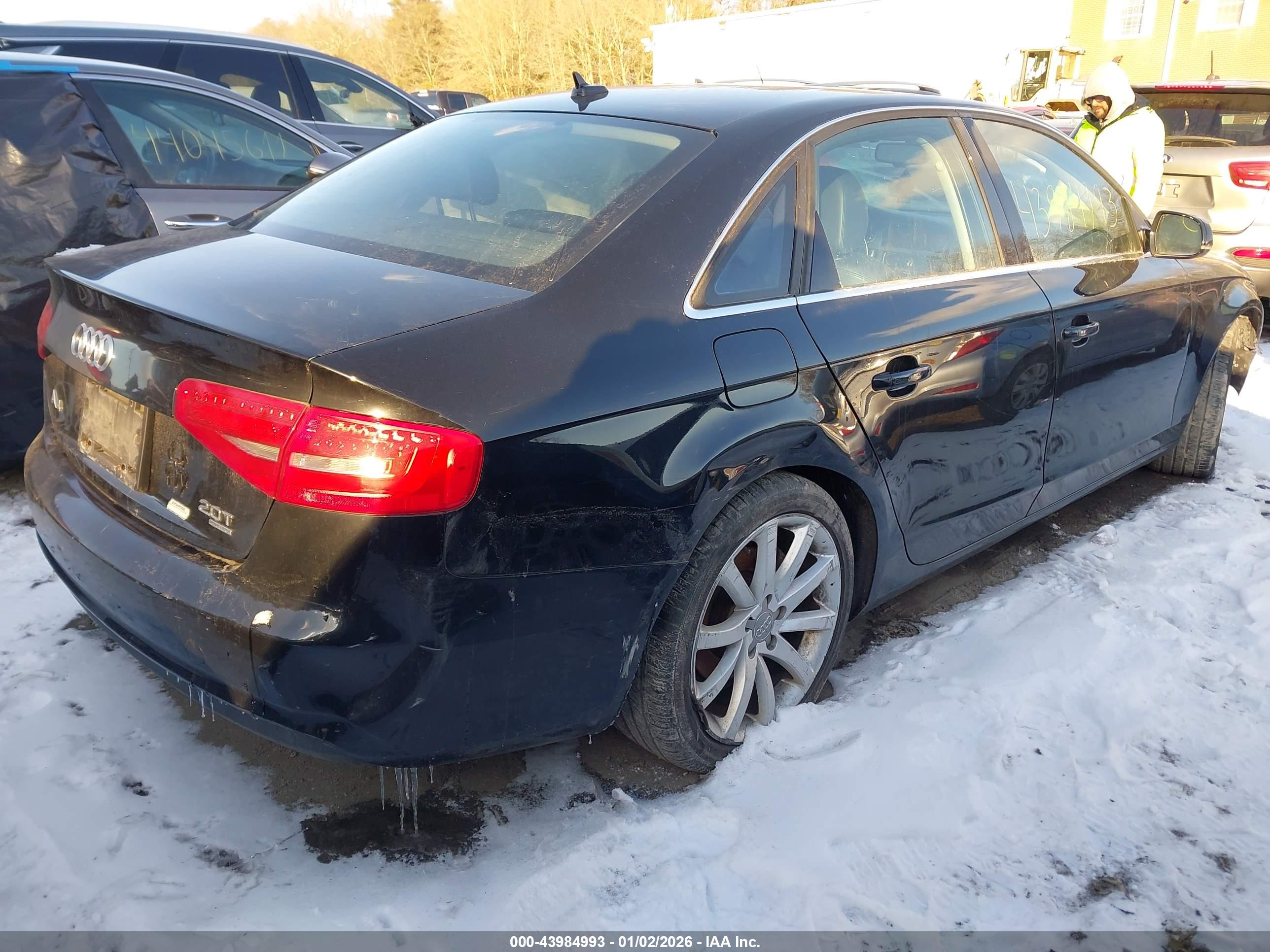 AUDI A4 image 4
