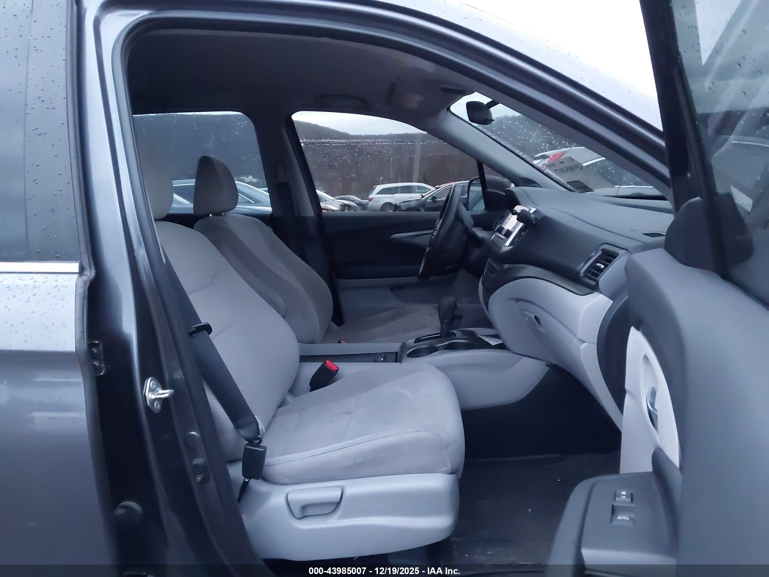 HONDA PILOT image 5