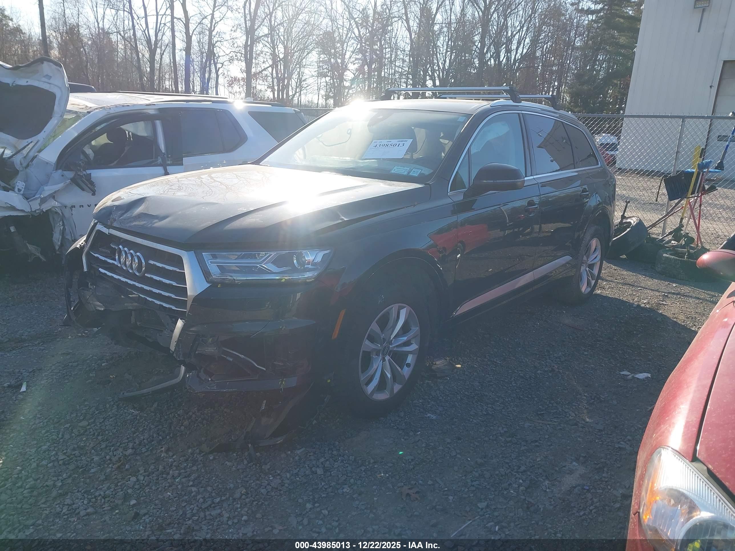 AUDI Q7 image 2