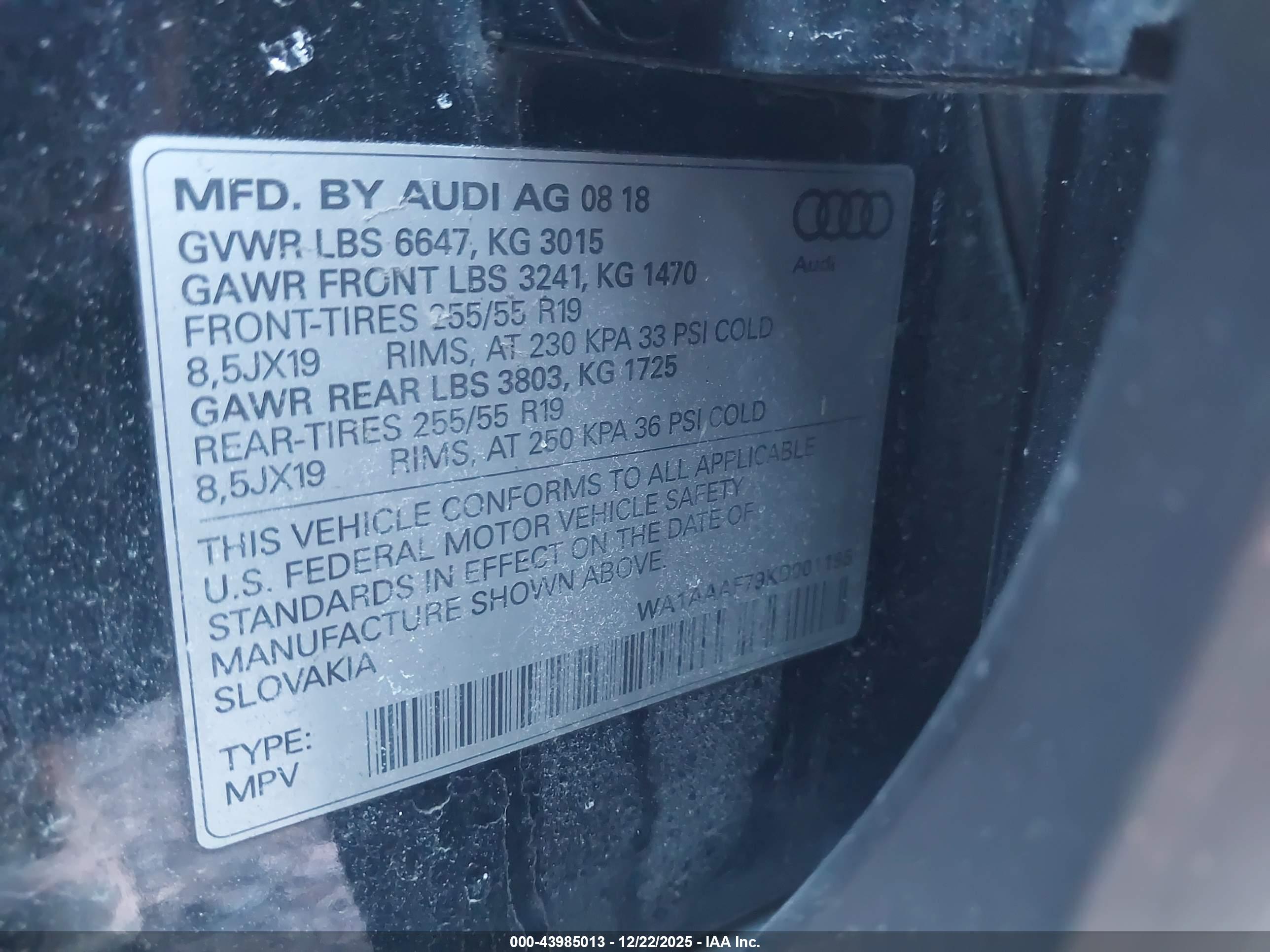 AUDI Q7 image 9