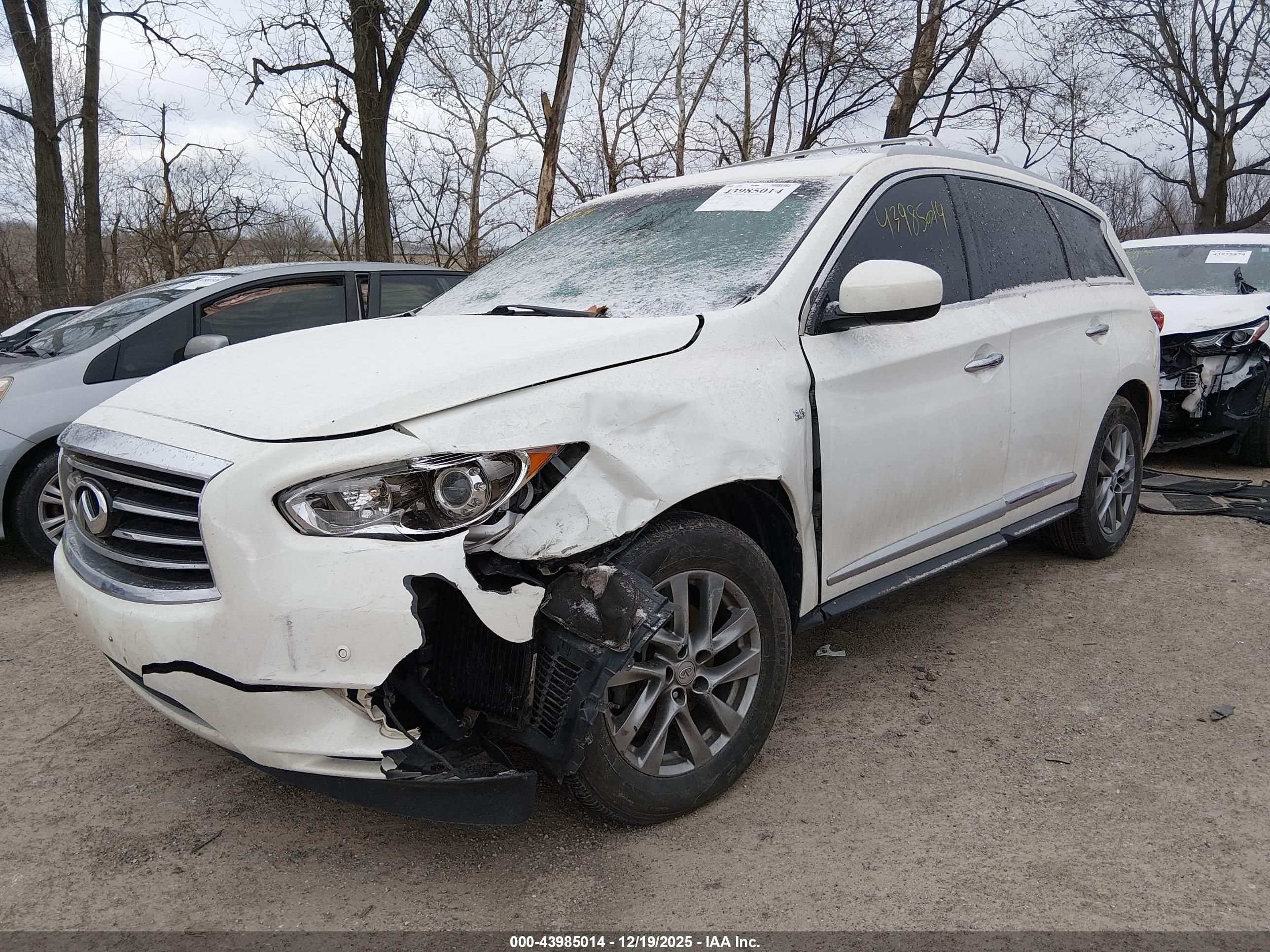 INFINITI QX60 image 2
