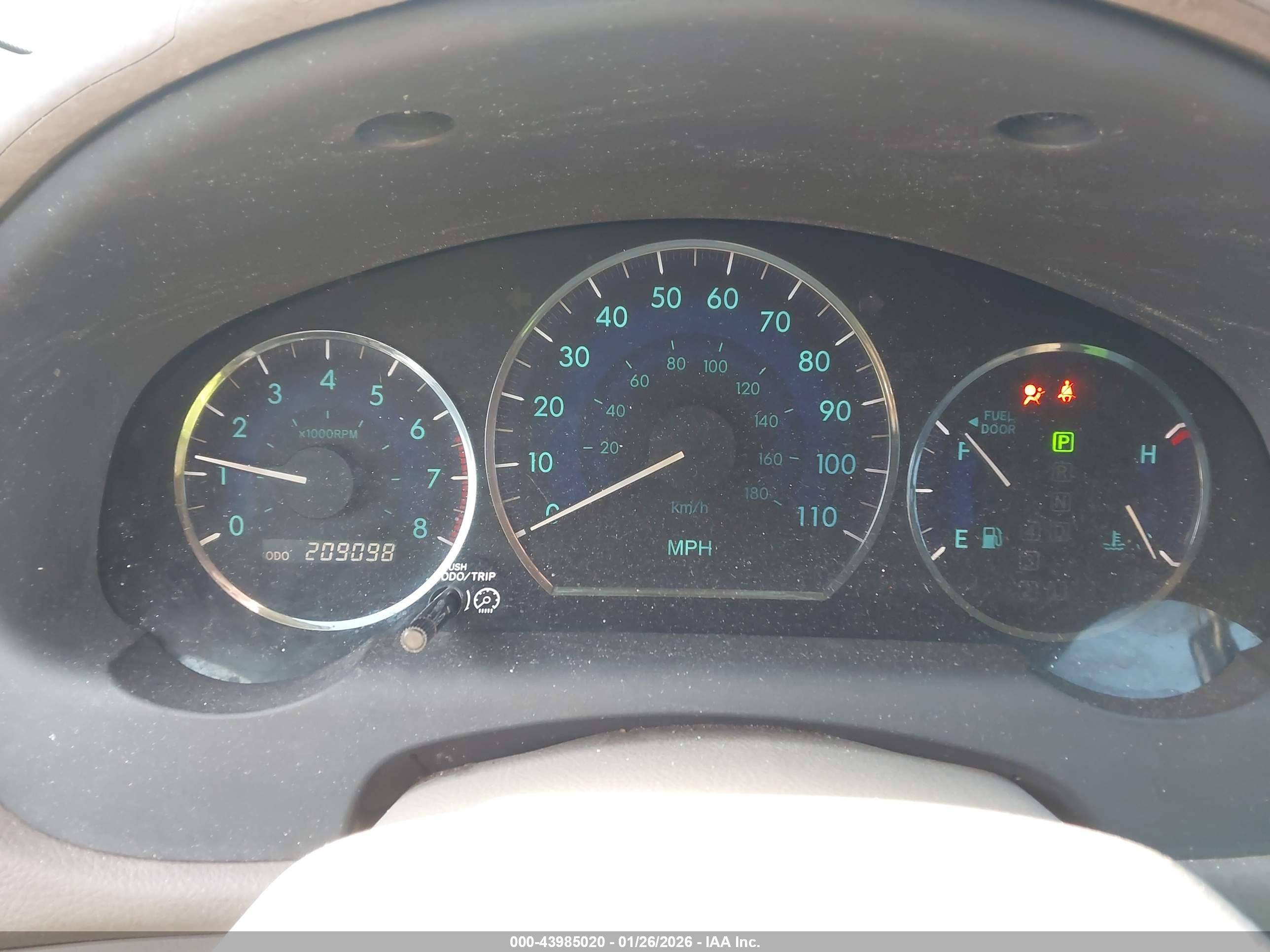 TOYOTA SIENNA image 7