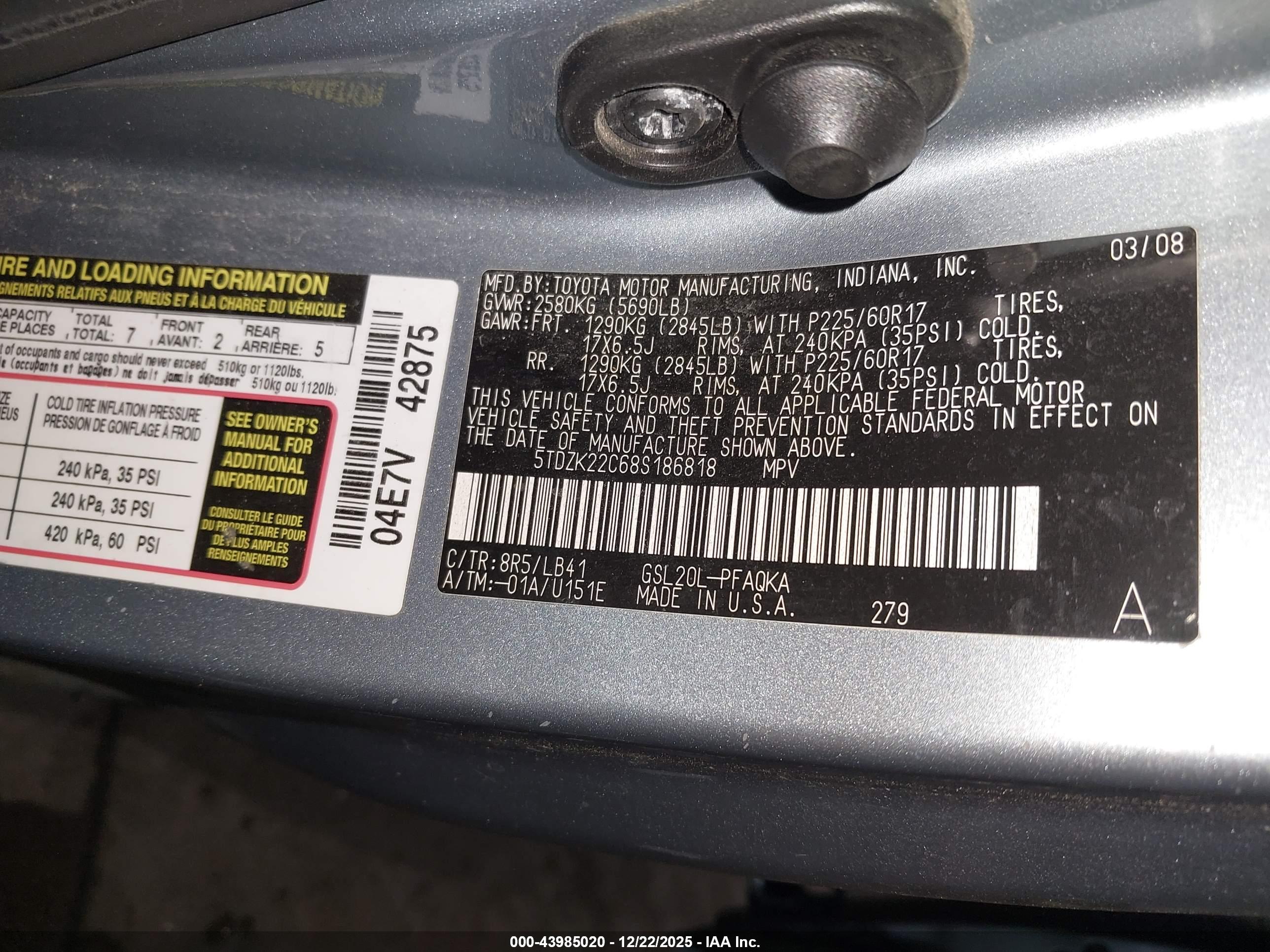 TOYOTA SIENNA image 9