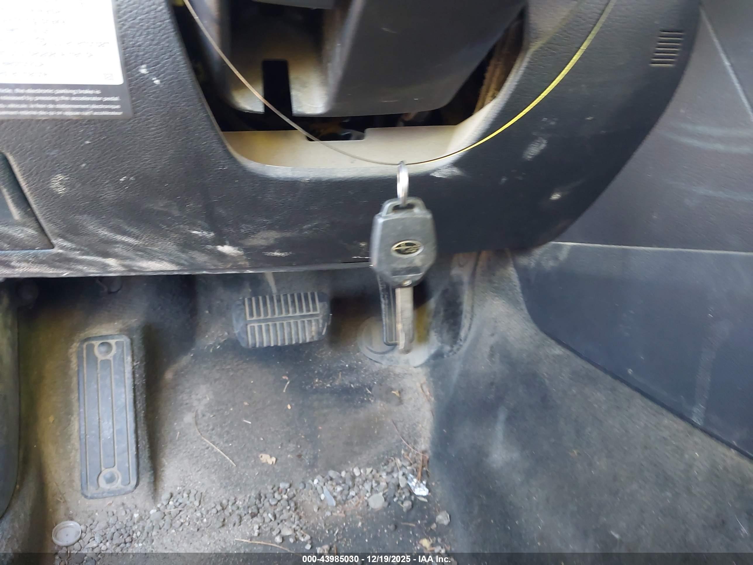 SUBARU LEGACY image 11