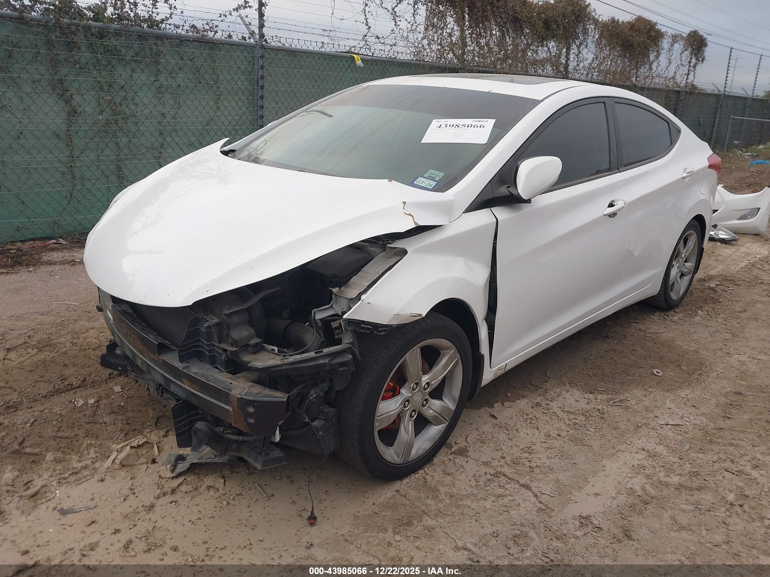 HYUNDAI ELANTRA image 2