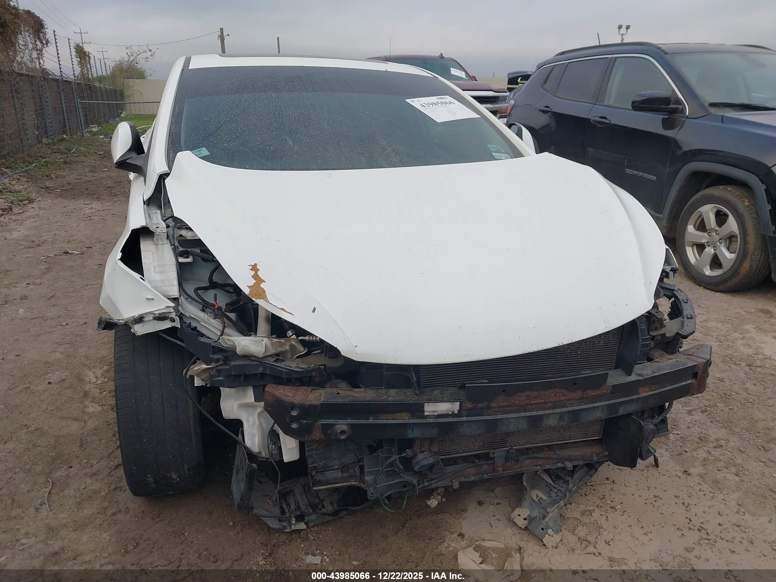 HYUNDAI ELANTRA image 6