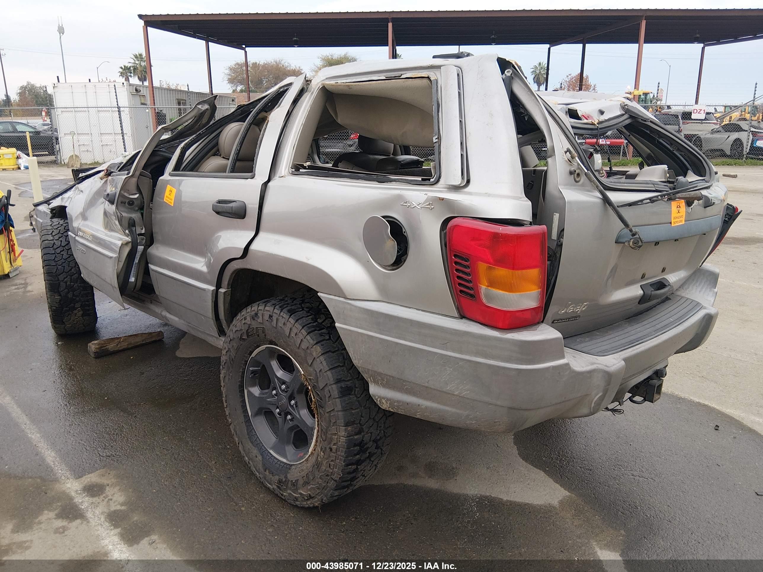 JEEP GRAND image 3