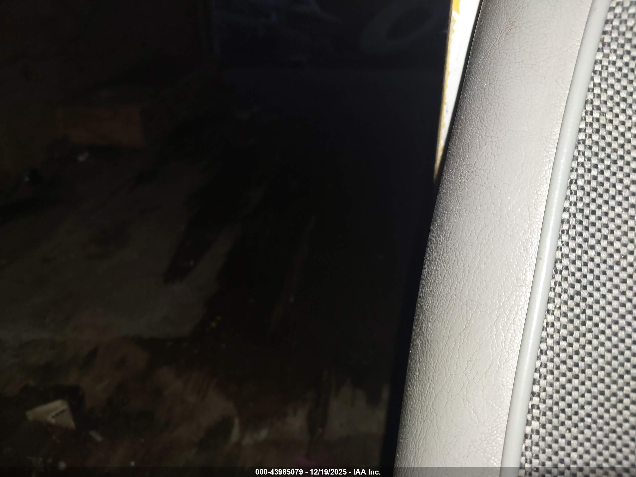 FORD E-350 image 8