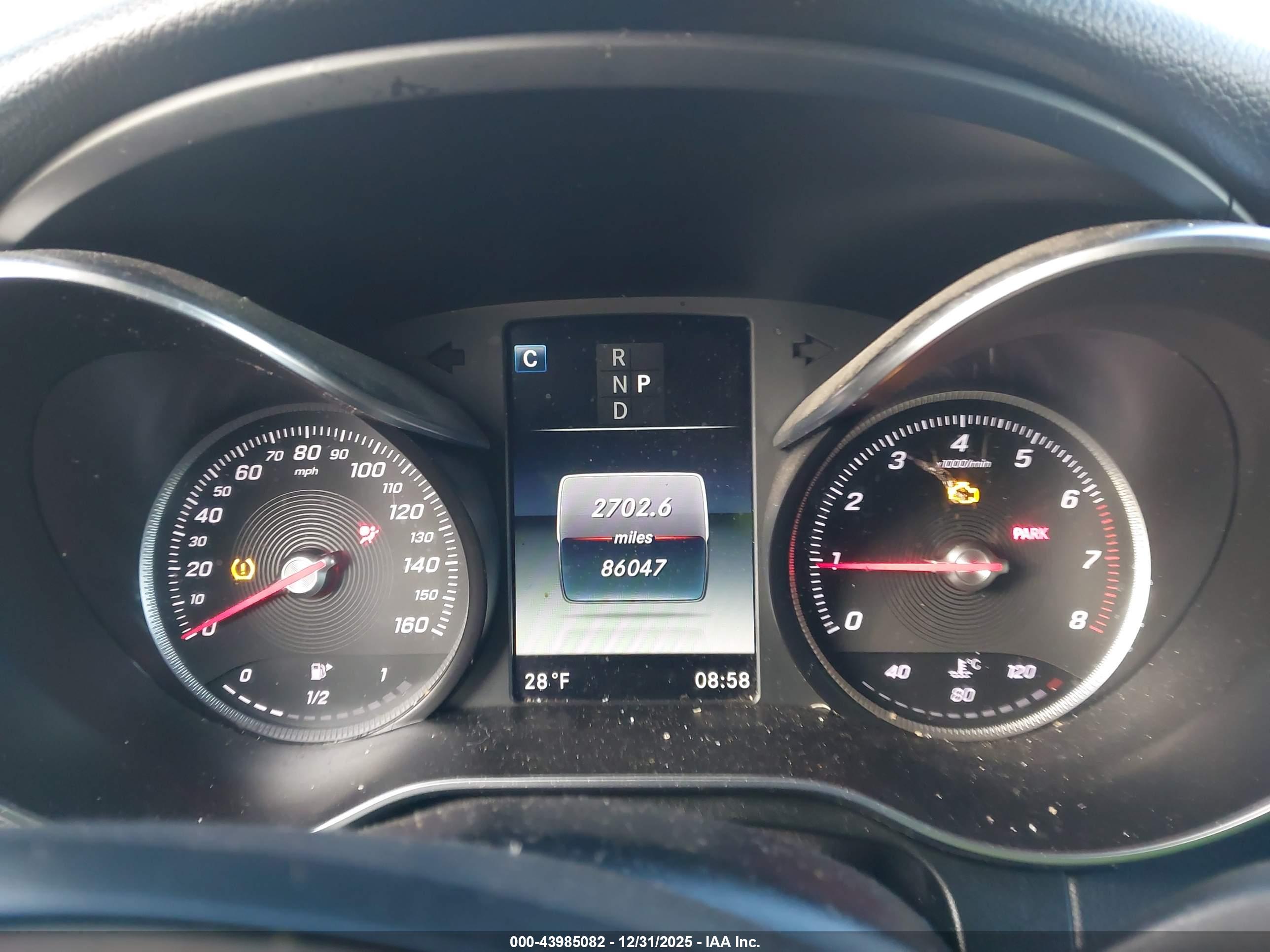 MERCEDES-BENZ GLC image 7