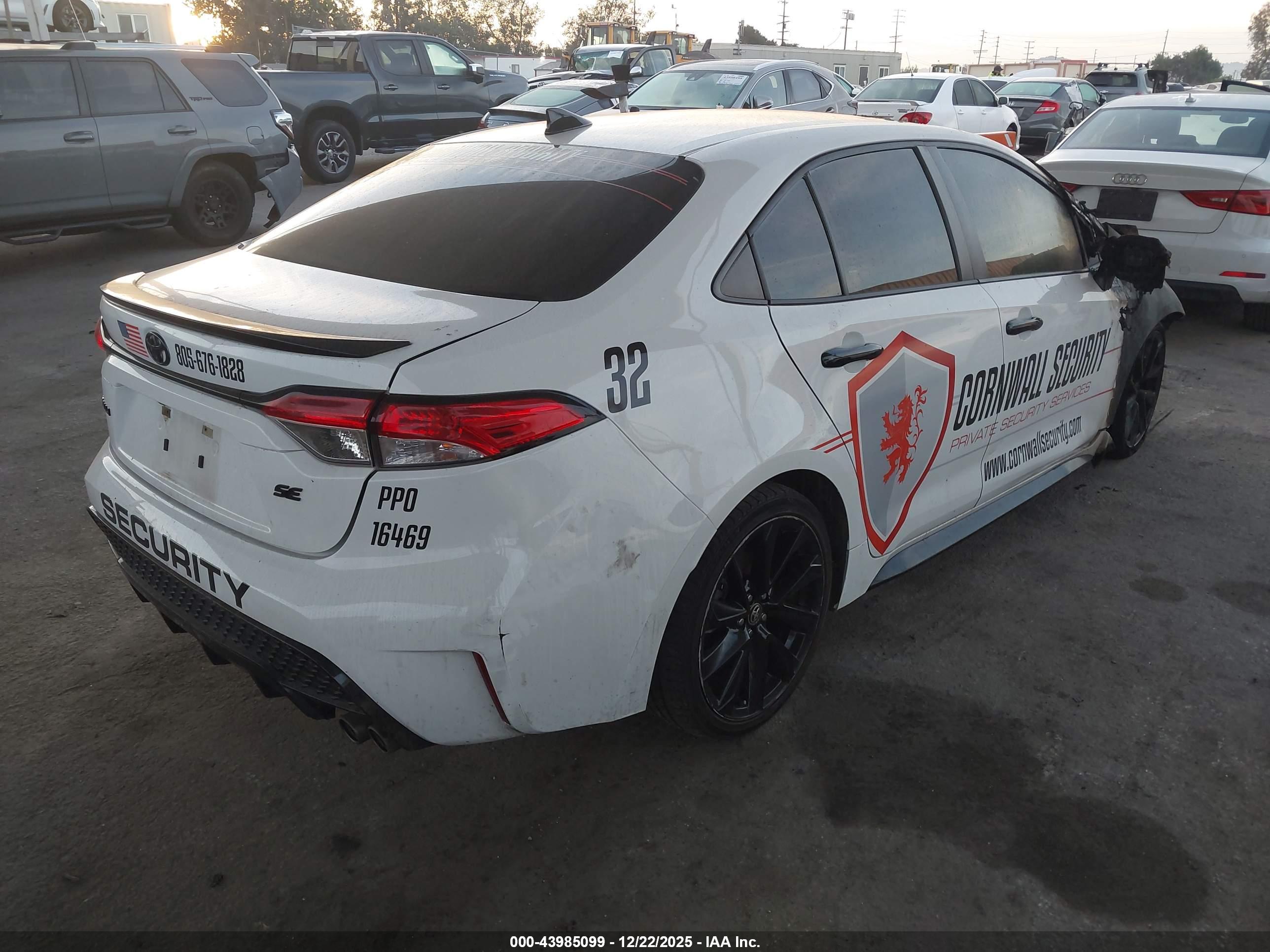 TOYOTA COROLLA image 4