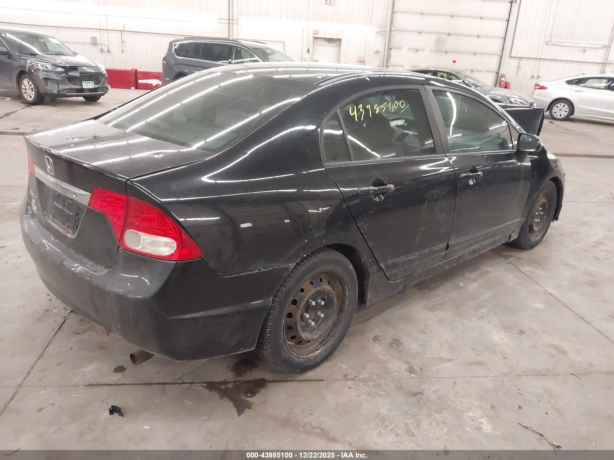 HONDA CIVIC image 4