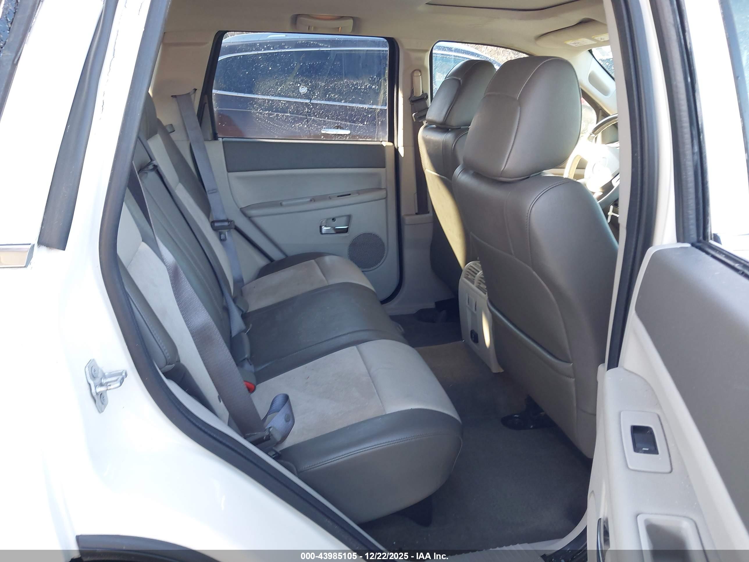 JEEP GRAND image 8