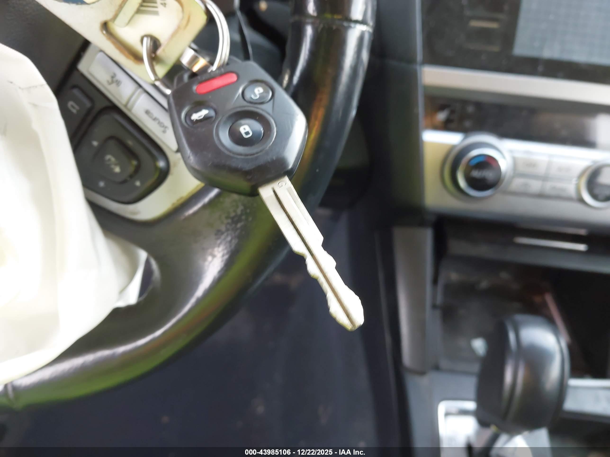 SUBARU LEGACY image 11