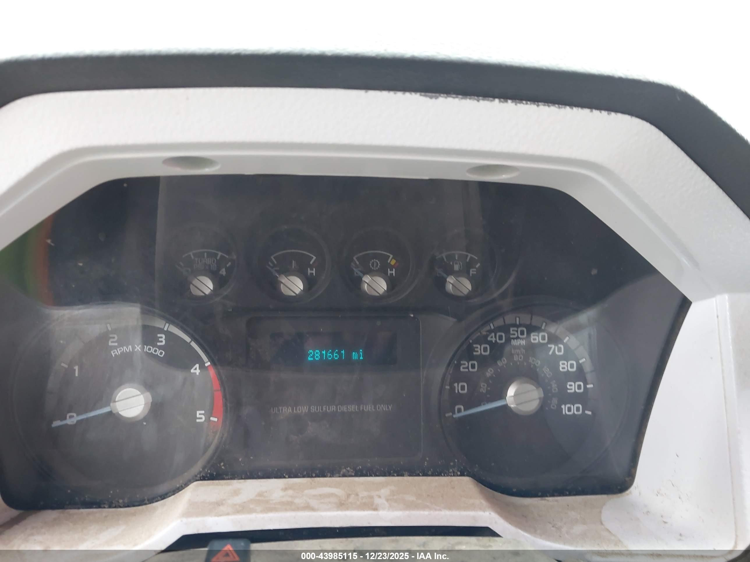 FORD F-350 image 6
