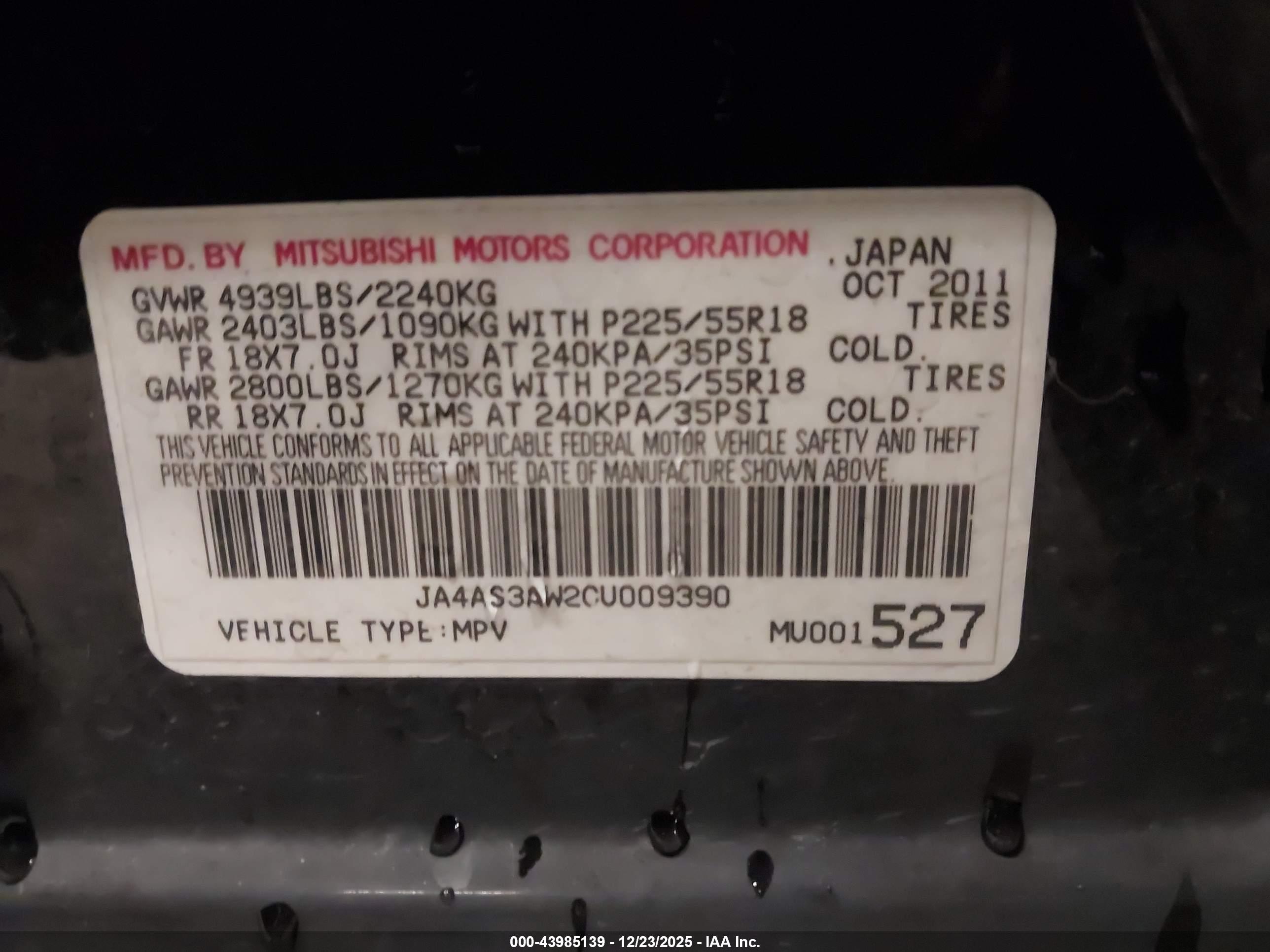 MITSUBISHI OUTLANDER image 9