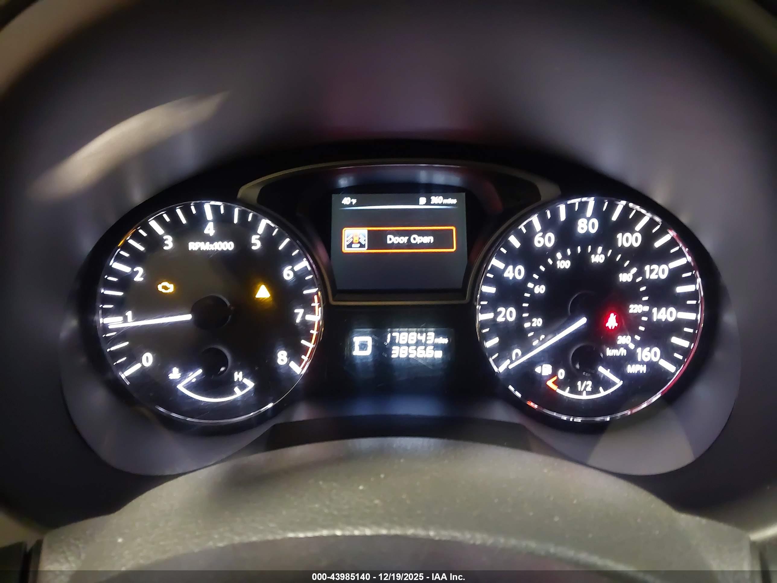 NISSAN ALTIMA image 7