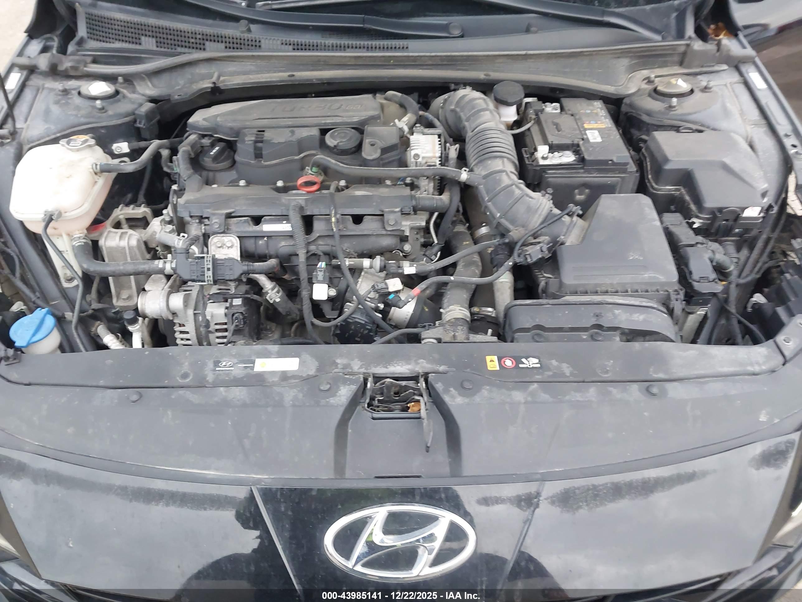 HYUNDAI ELANTRA image 10